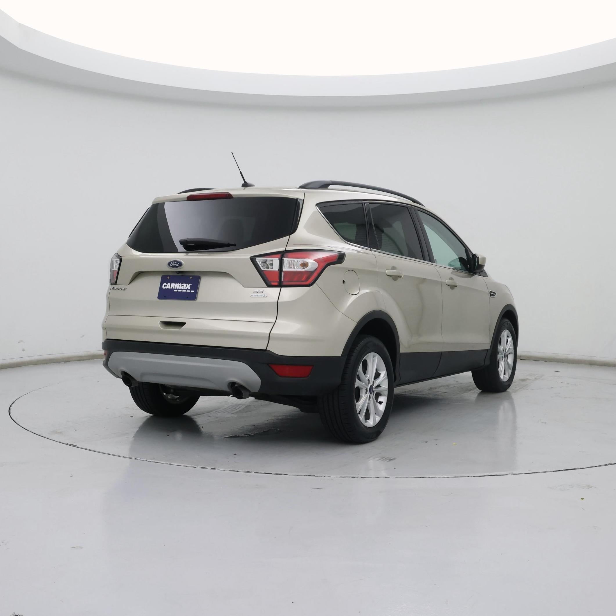 Thumbnail: 2018 Ford Escape - 8