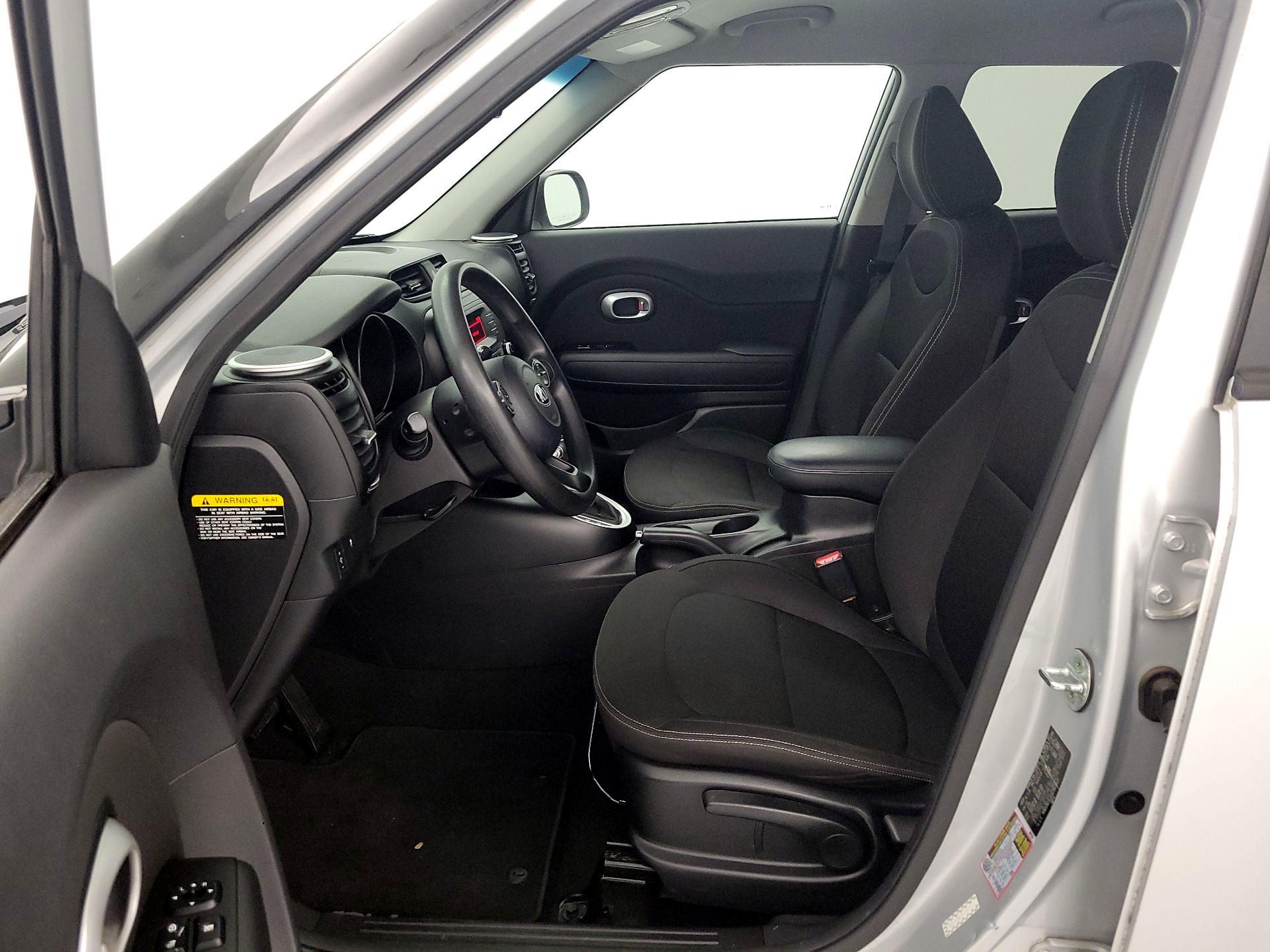 Thumbnail: 2016 Kia Soul - 11