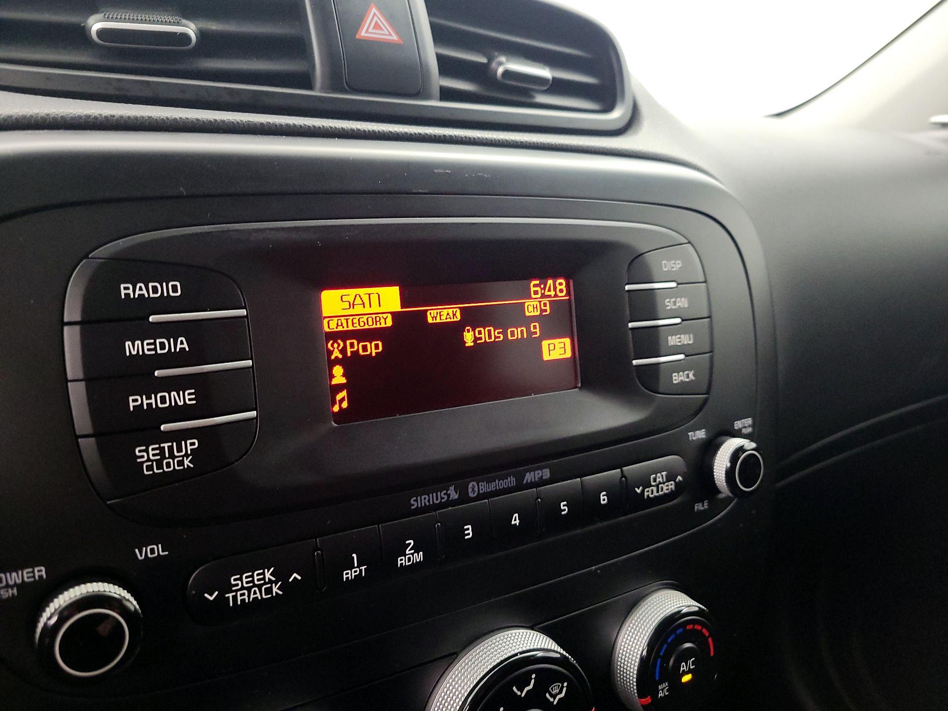 Thumbnail: 2016 Kia Soul - 14