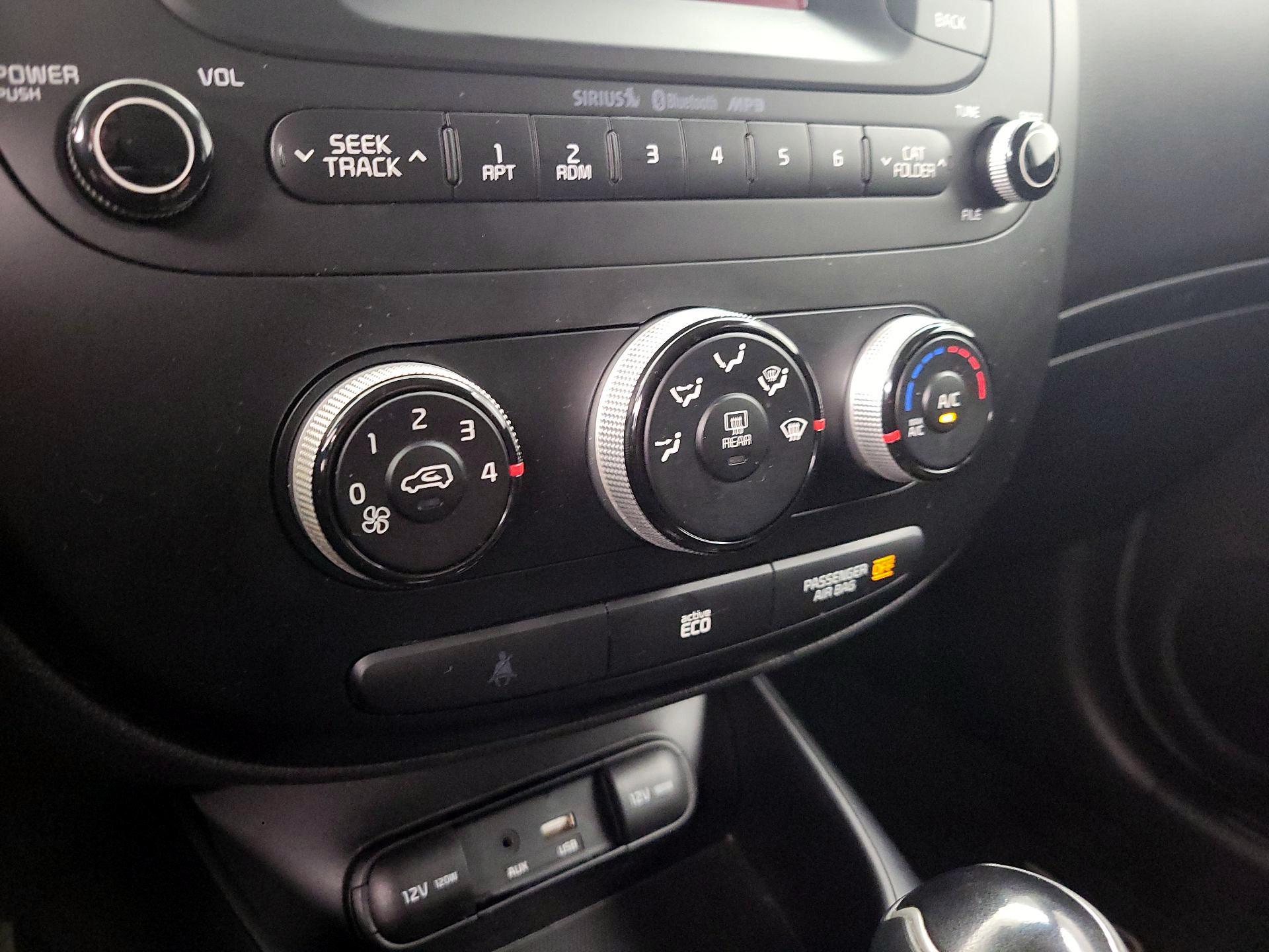 Thumbnail: 2016 Kia Soul - 15