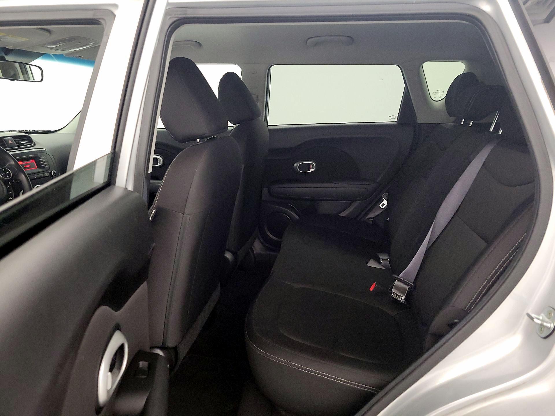 Thumbnail: 2016 Kia Soul - 18