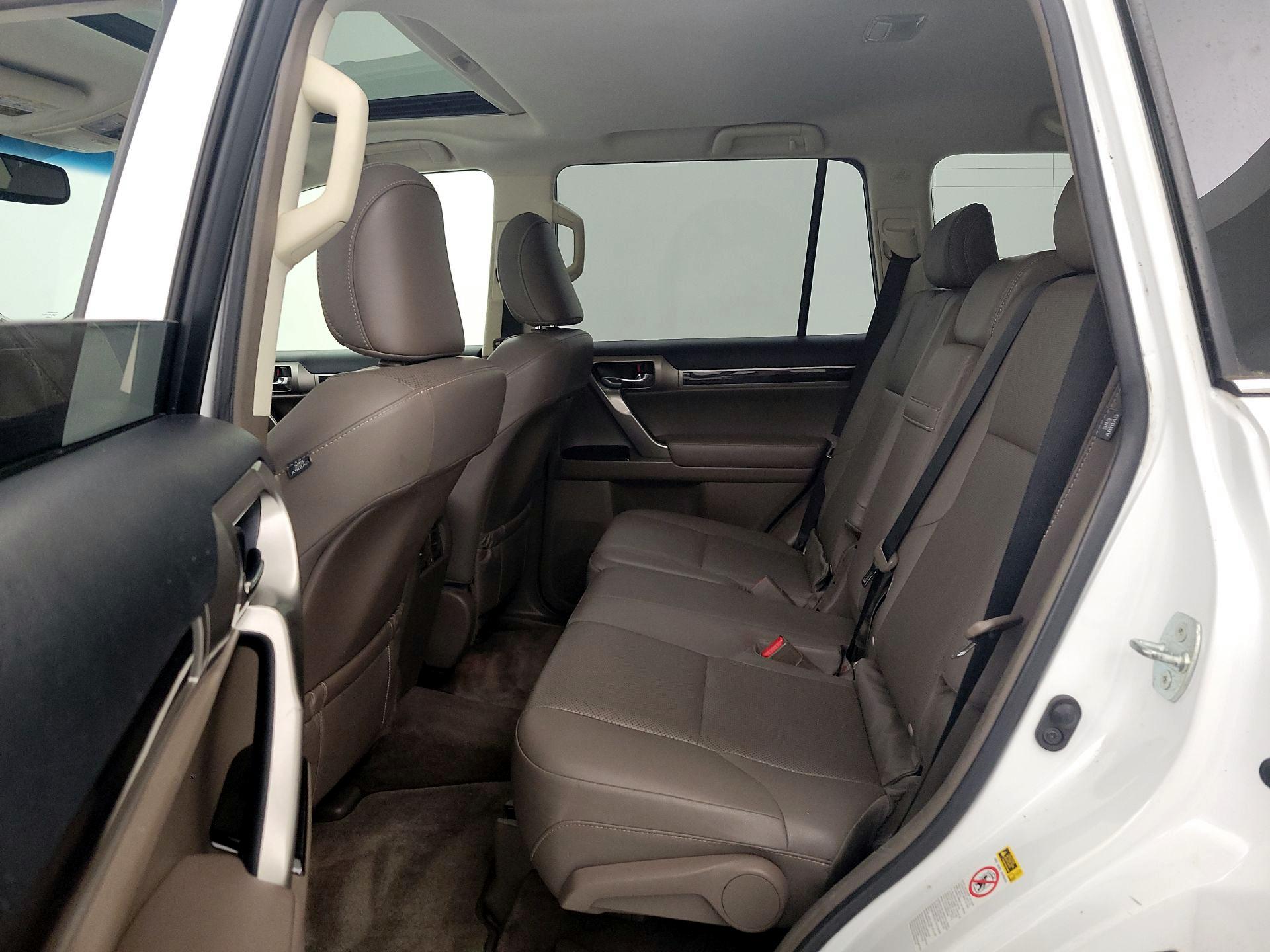 Thumbnail: 2018 Lexus GX - 19