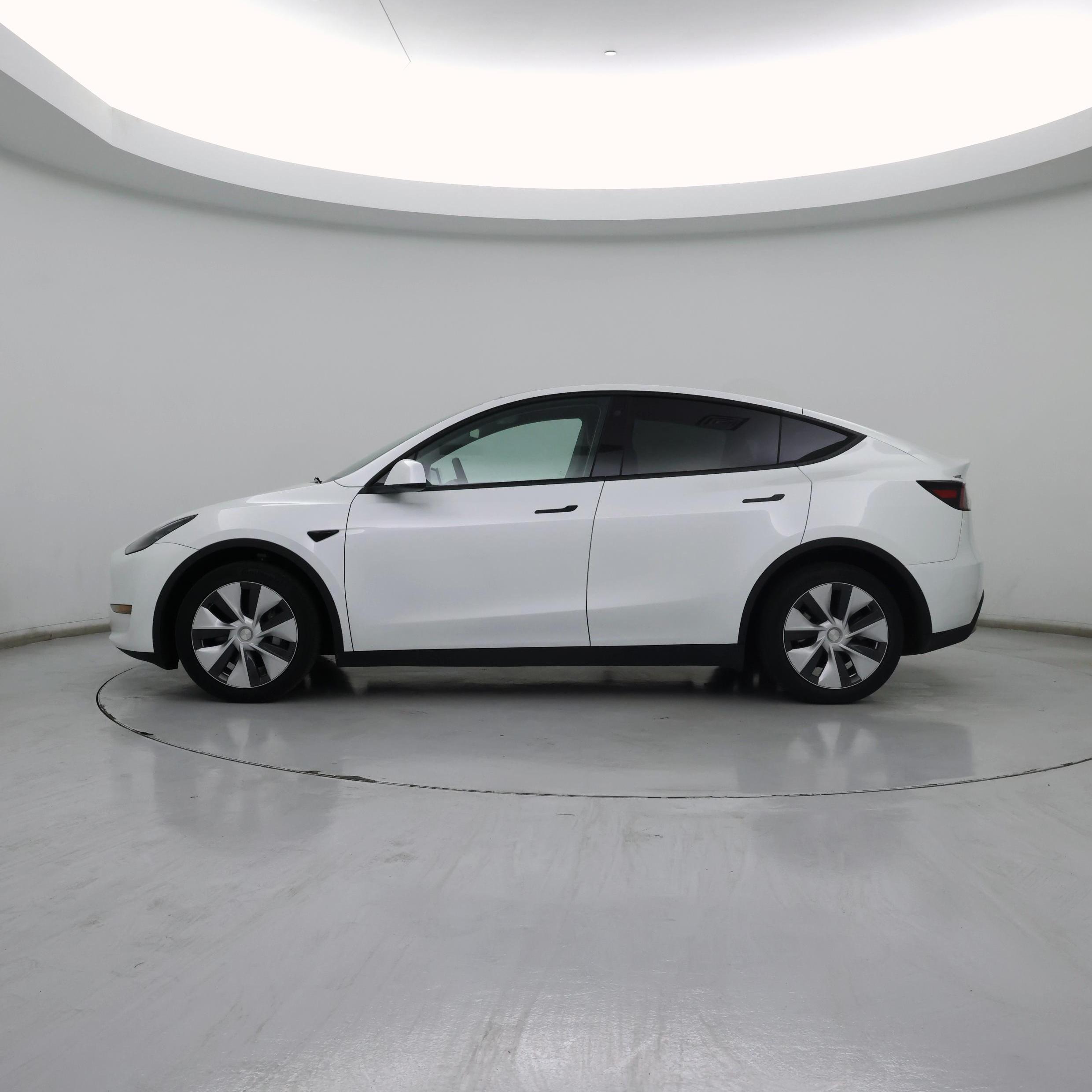 Thumbnail: 2023 Tesla Model Y - 3