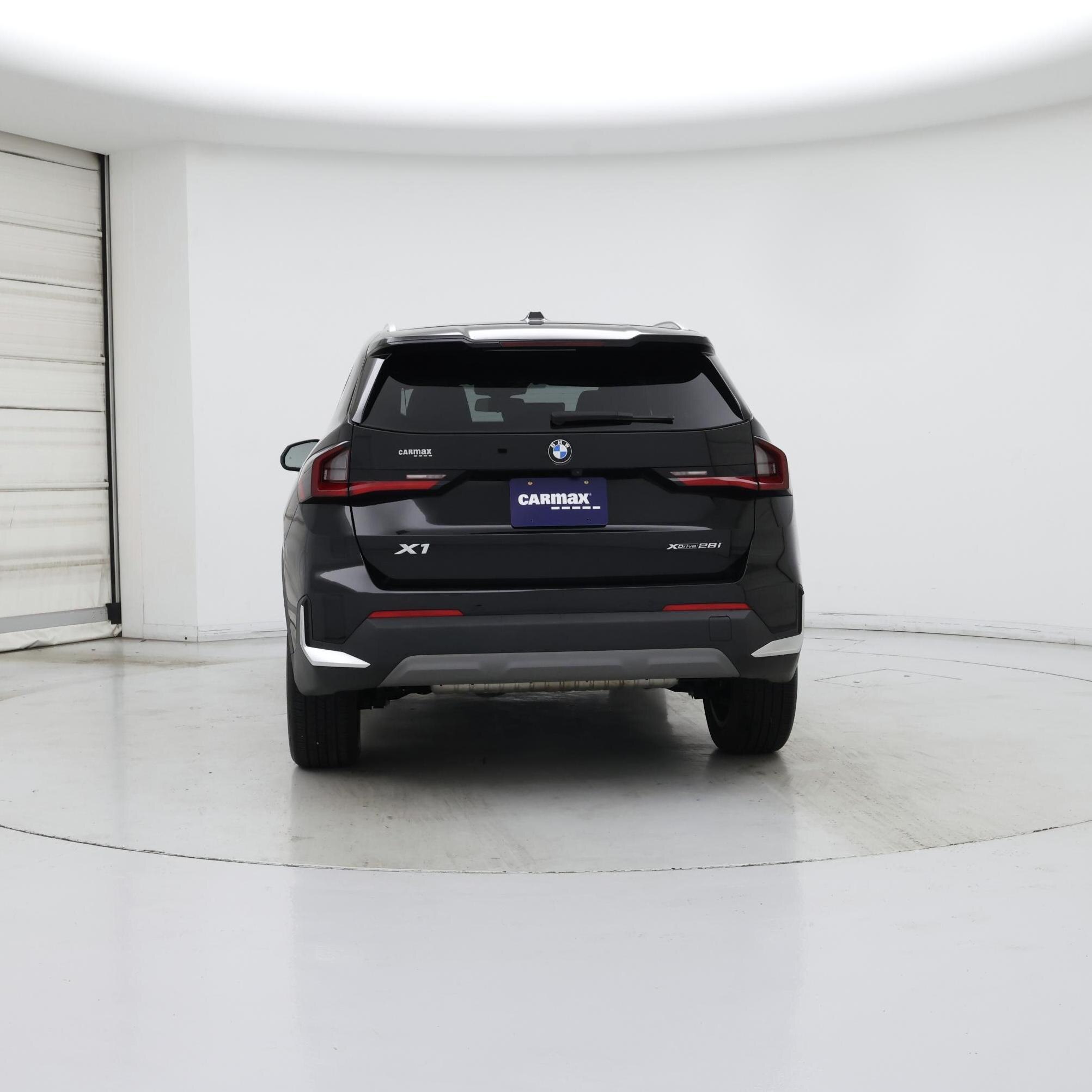 Thumbnail: 2023 BMW X1 - 6
