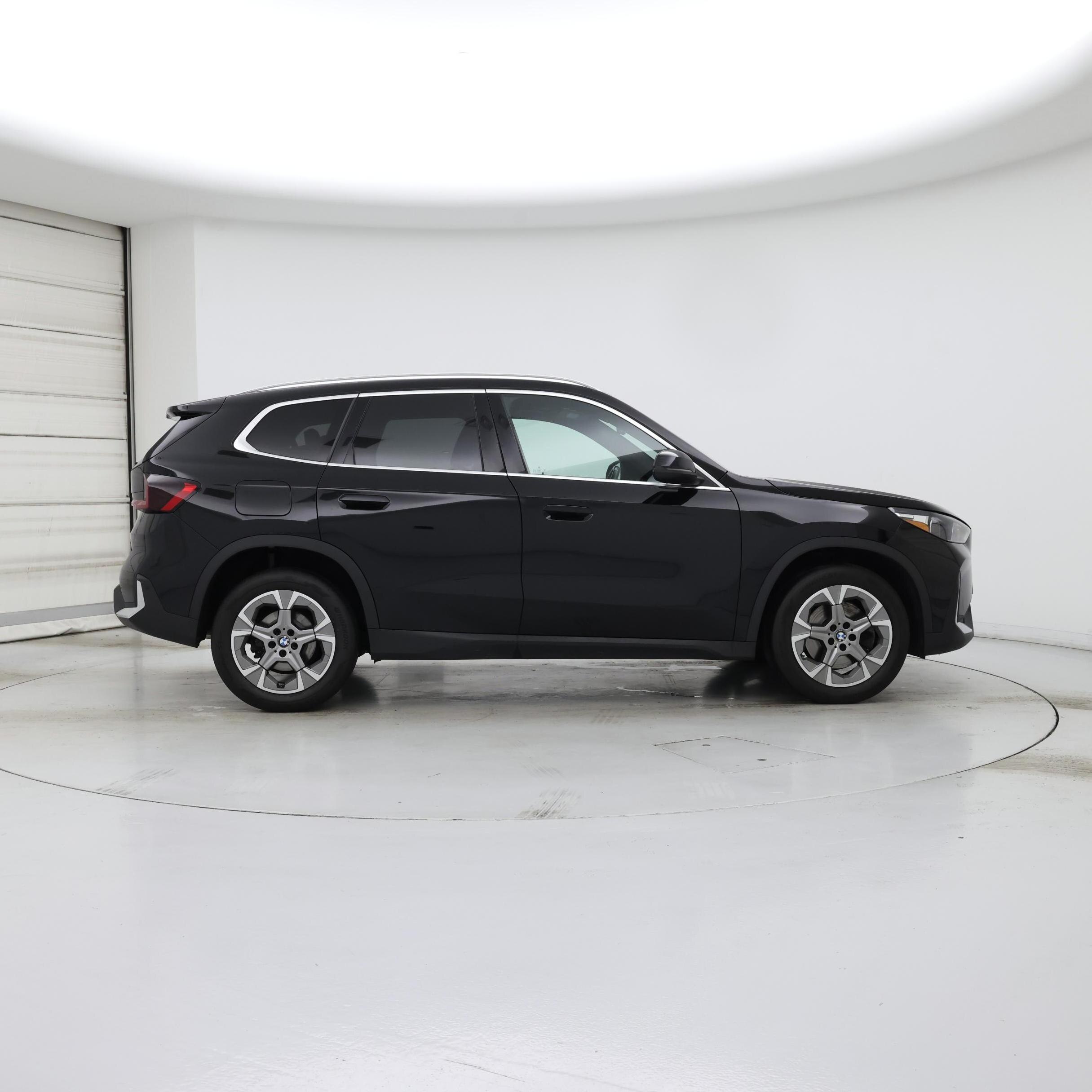 Thumbnail: 2023 BMW X1 - 7