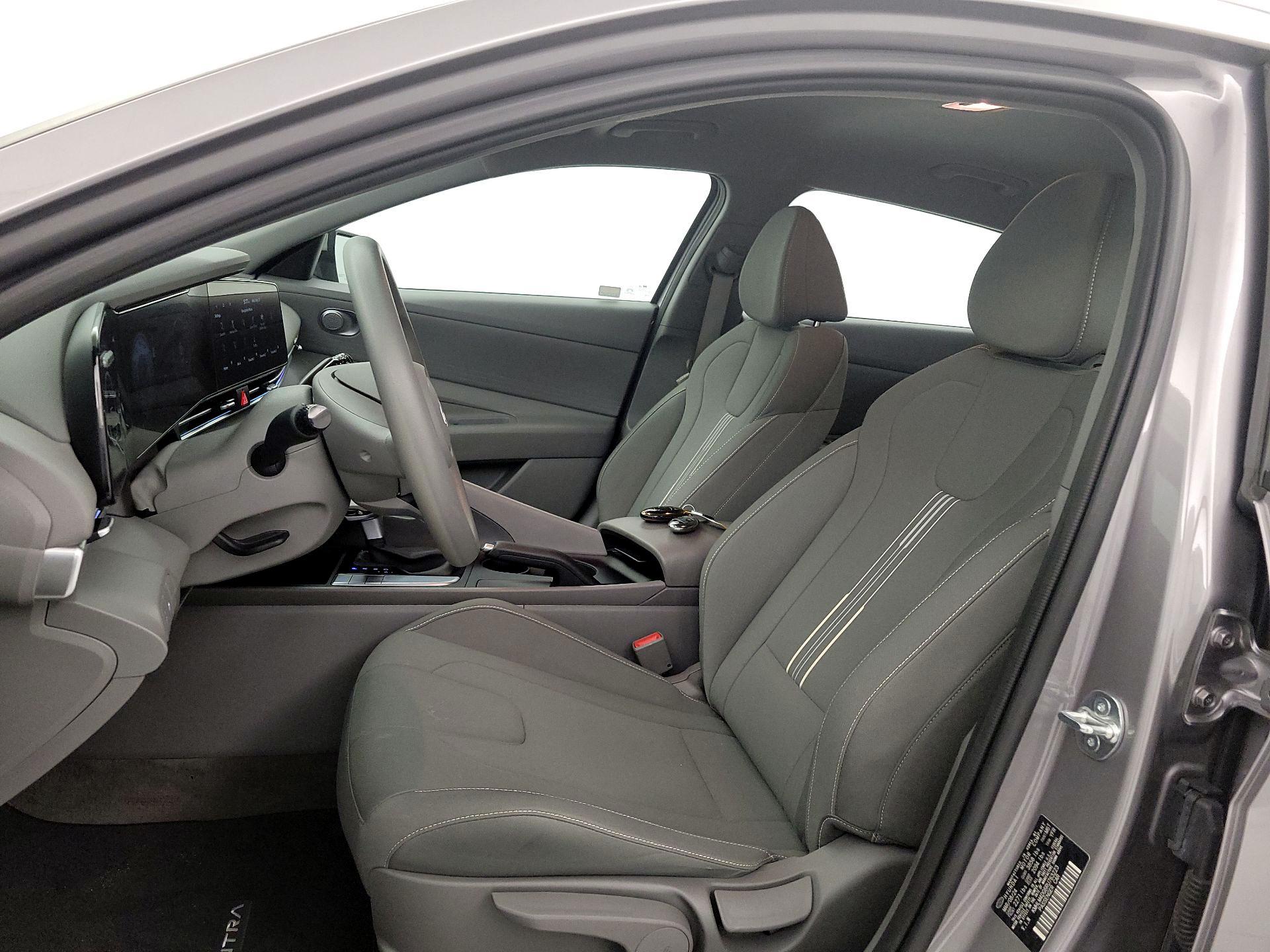 Thumbnail: 2024 Hyundai Elantra - 11