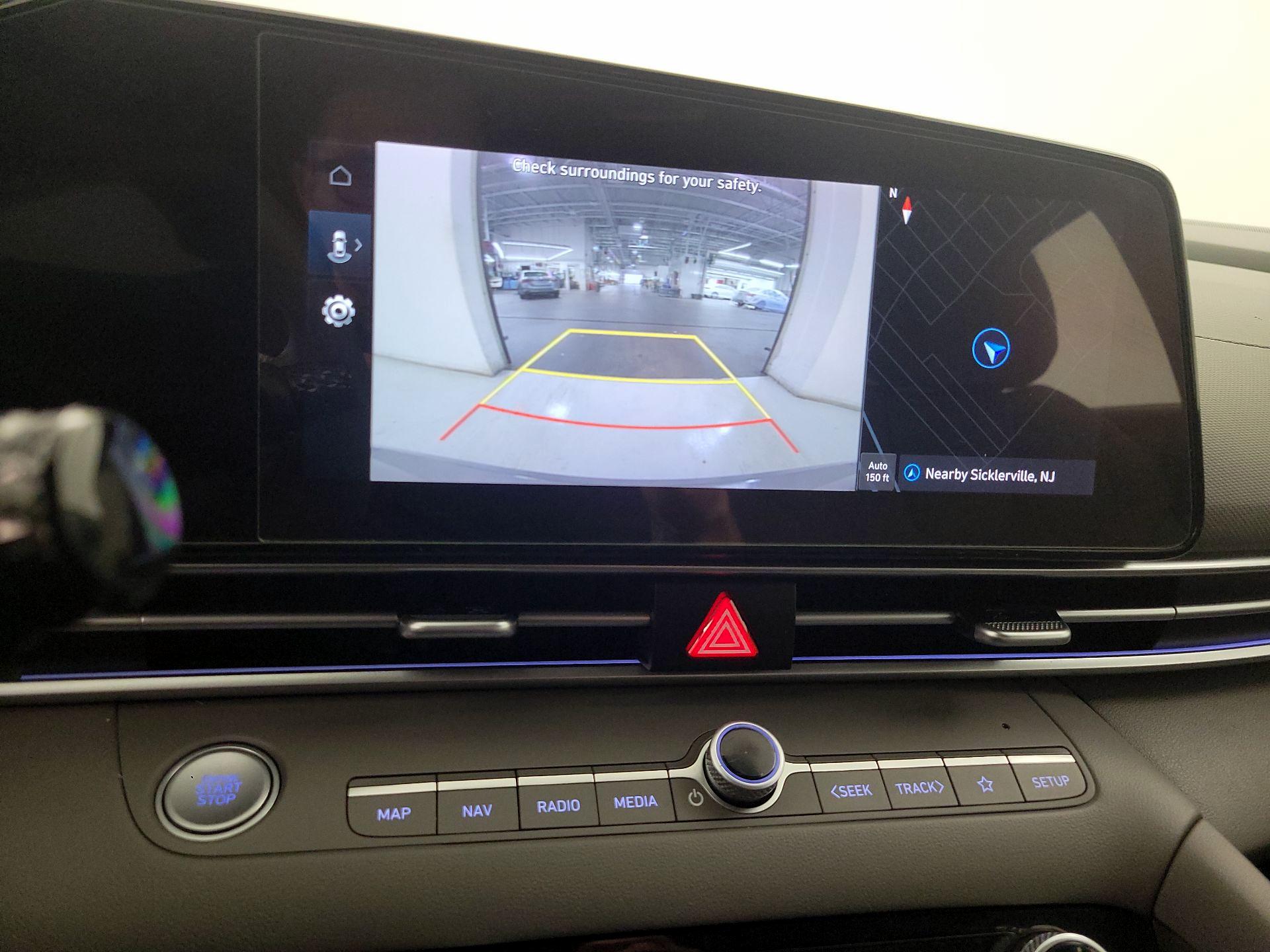 Thumbnail: 2024 Hyundai Elantra - 15