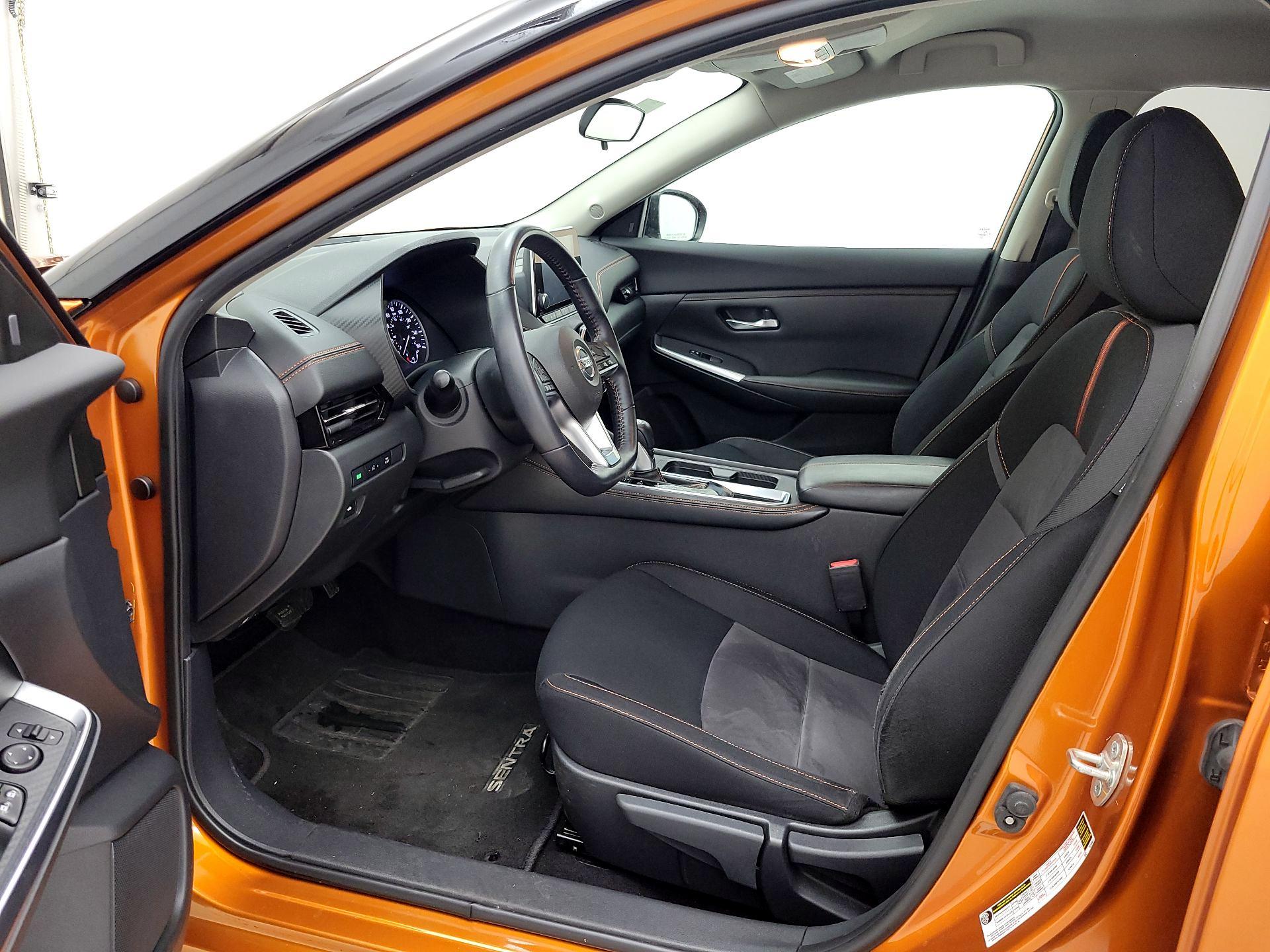 Thumbnail: 2020 Nissan Sentra - 11