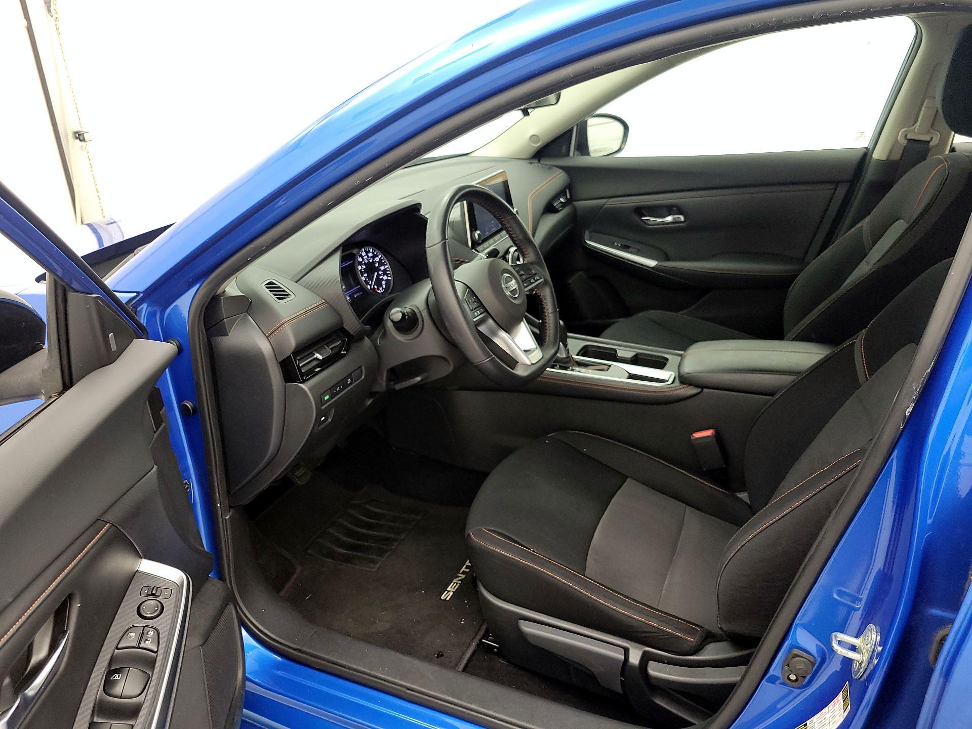 Thumbnail: 2020 Nissan Sentra - 11