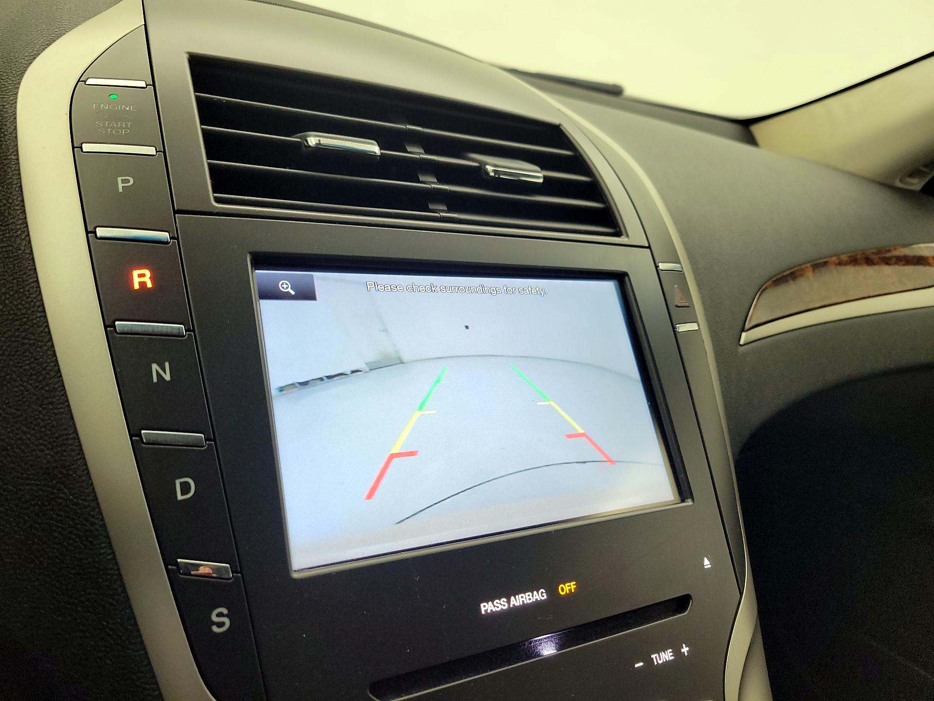 Thumbnail: 2016 Lincoln MKZ - 14