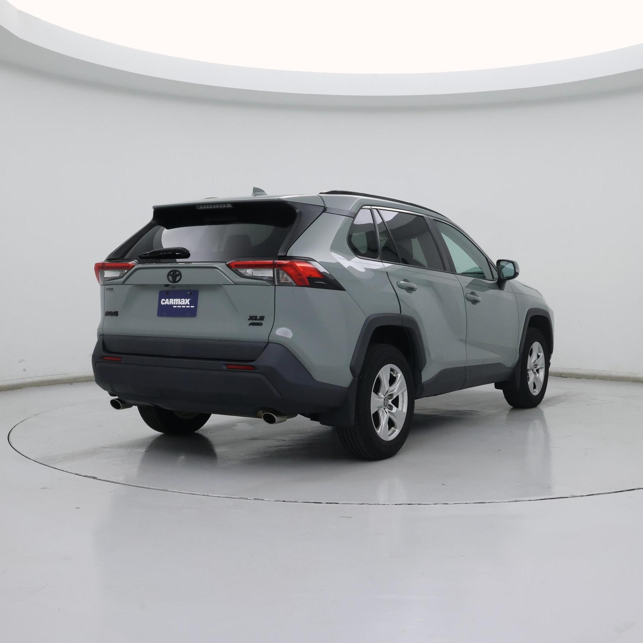 Thumbnail: 2020 Toyota RAV4 - 8