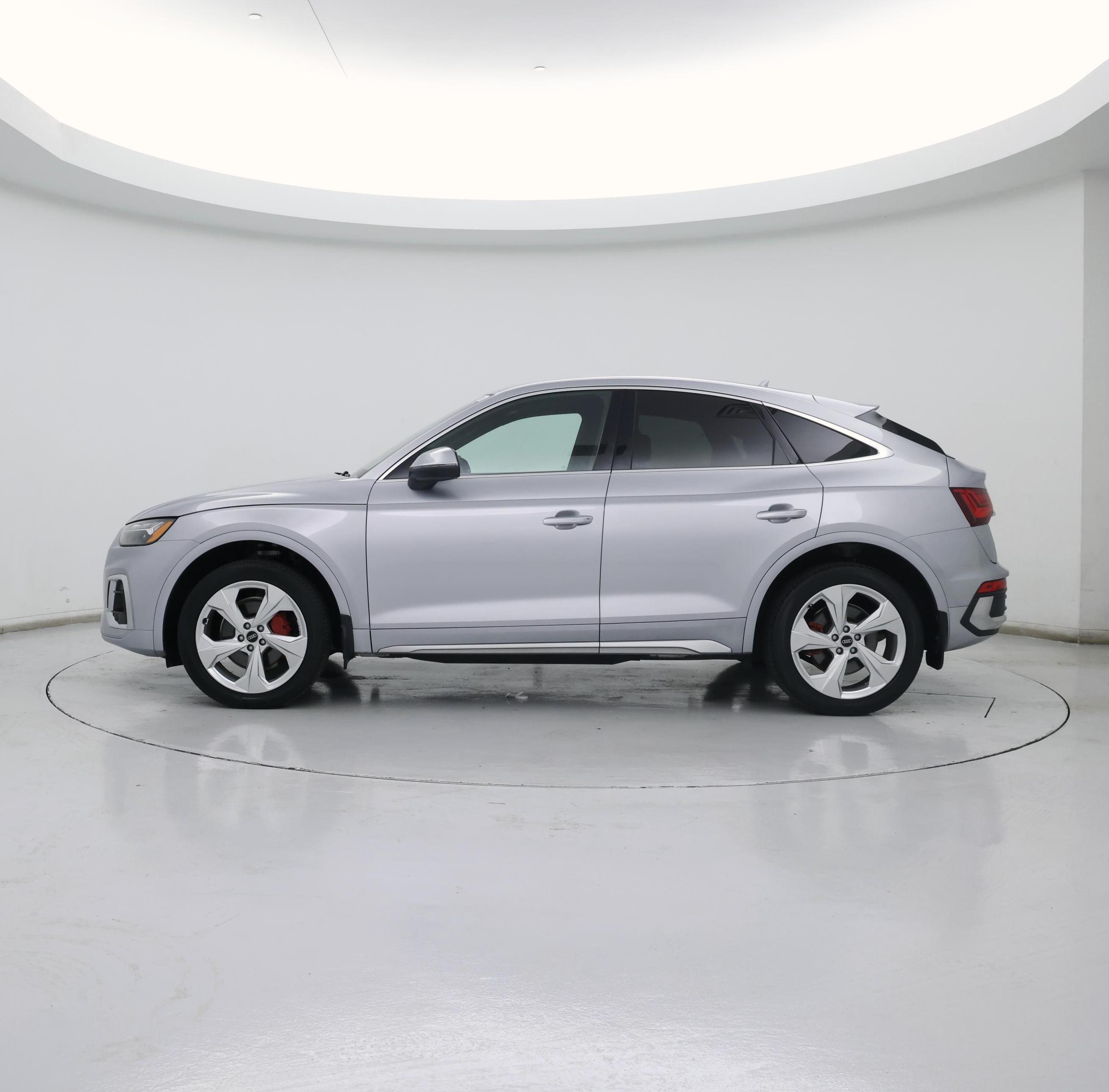 Thumbnail: 2023 Audi Q5 - 3