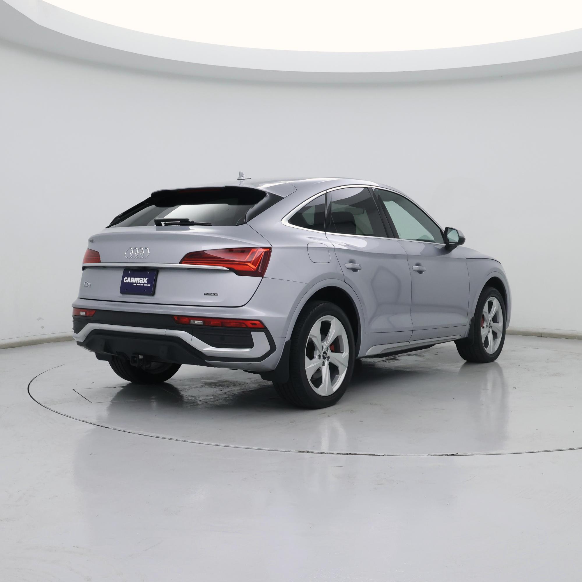 Thumbnail: 2023 Audi Q5 - 8