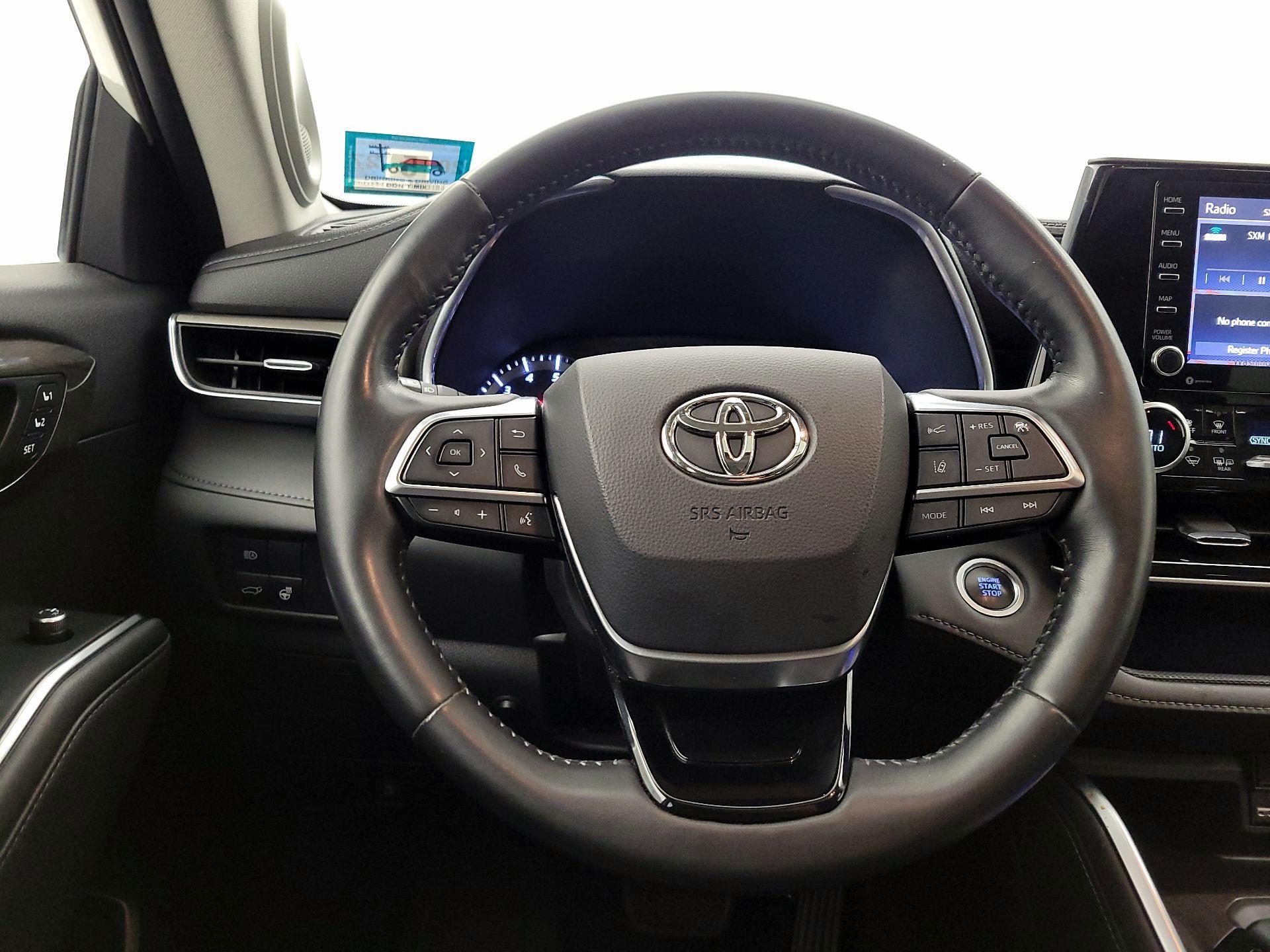 Thumbnail: 2020 Toyota Highlander - 10
