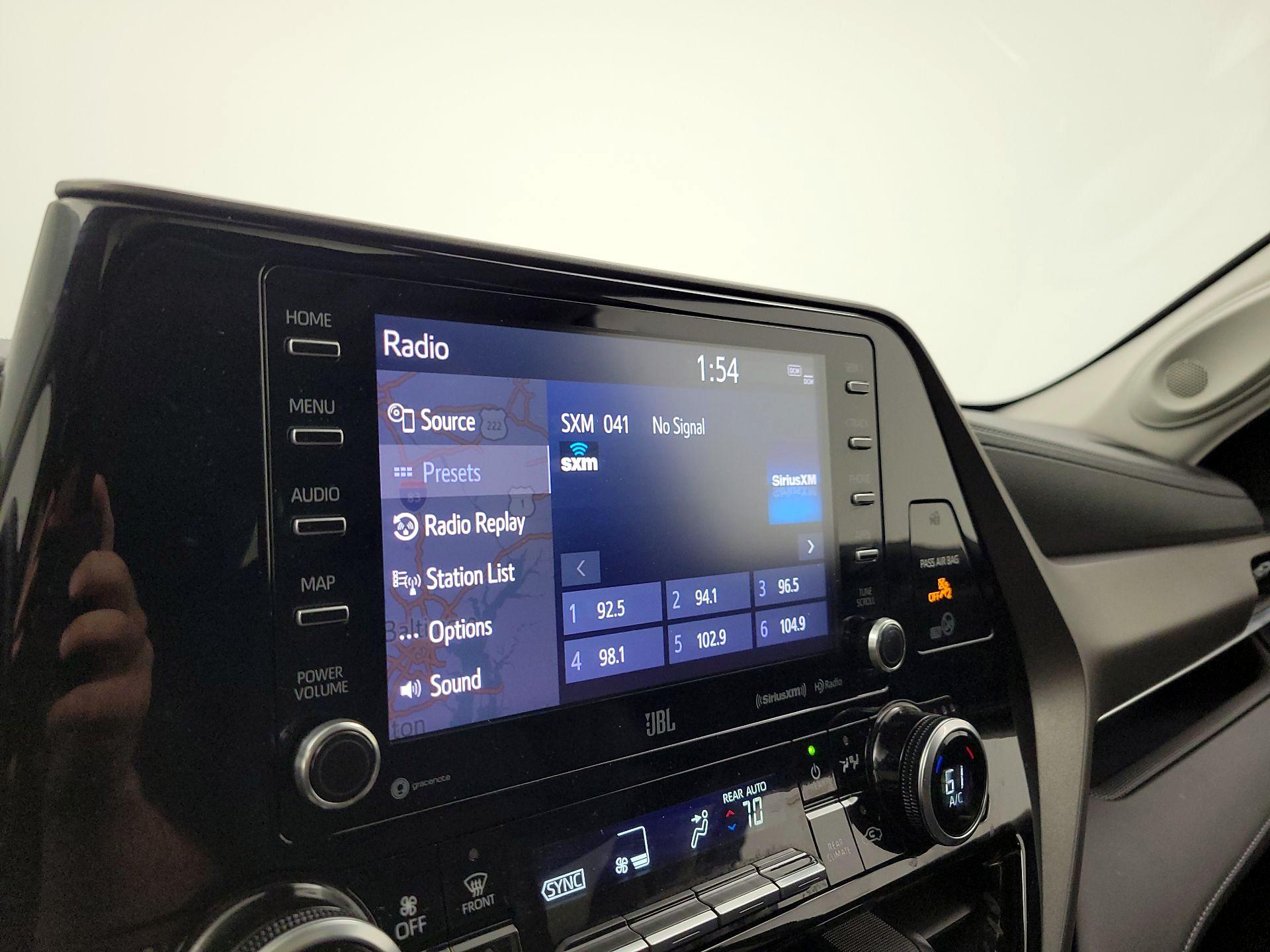 Thumbnail: 2020 Toyota Highlander - 16