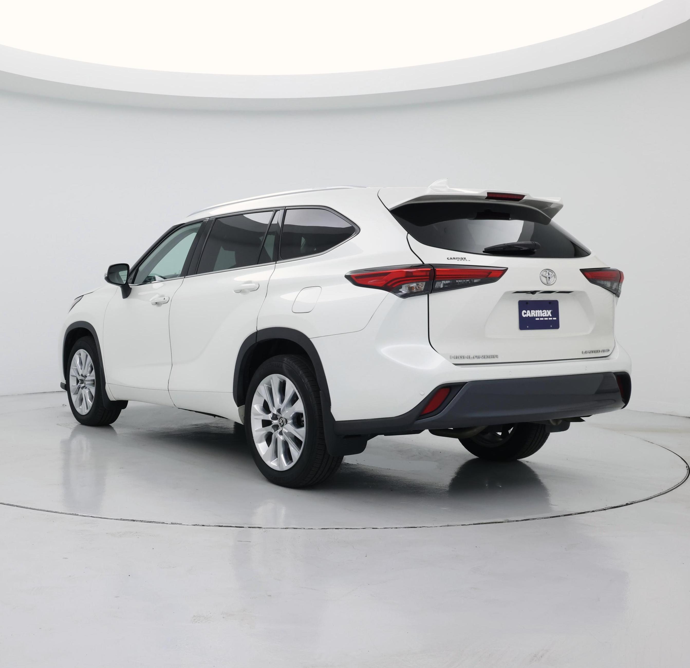 Thumbnail: 2020 Toyota Highlander - 2
