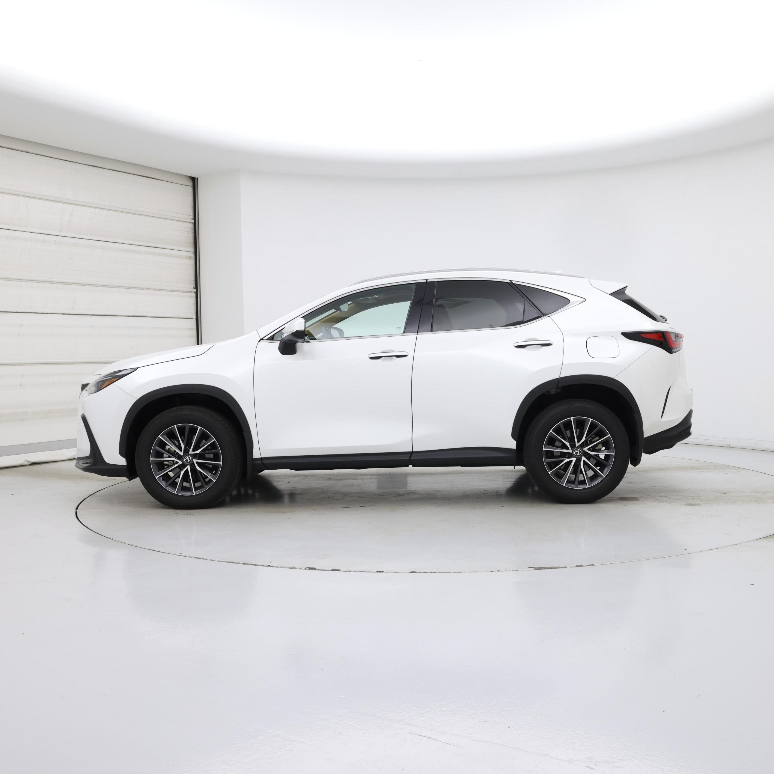 Thumbnail: 2024 Lexus NX - 3