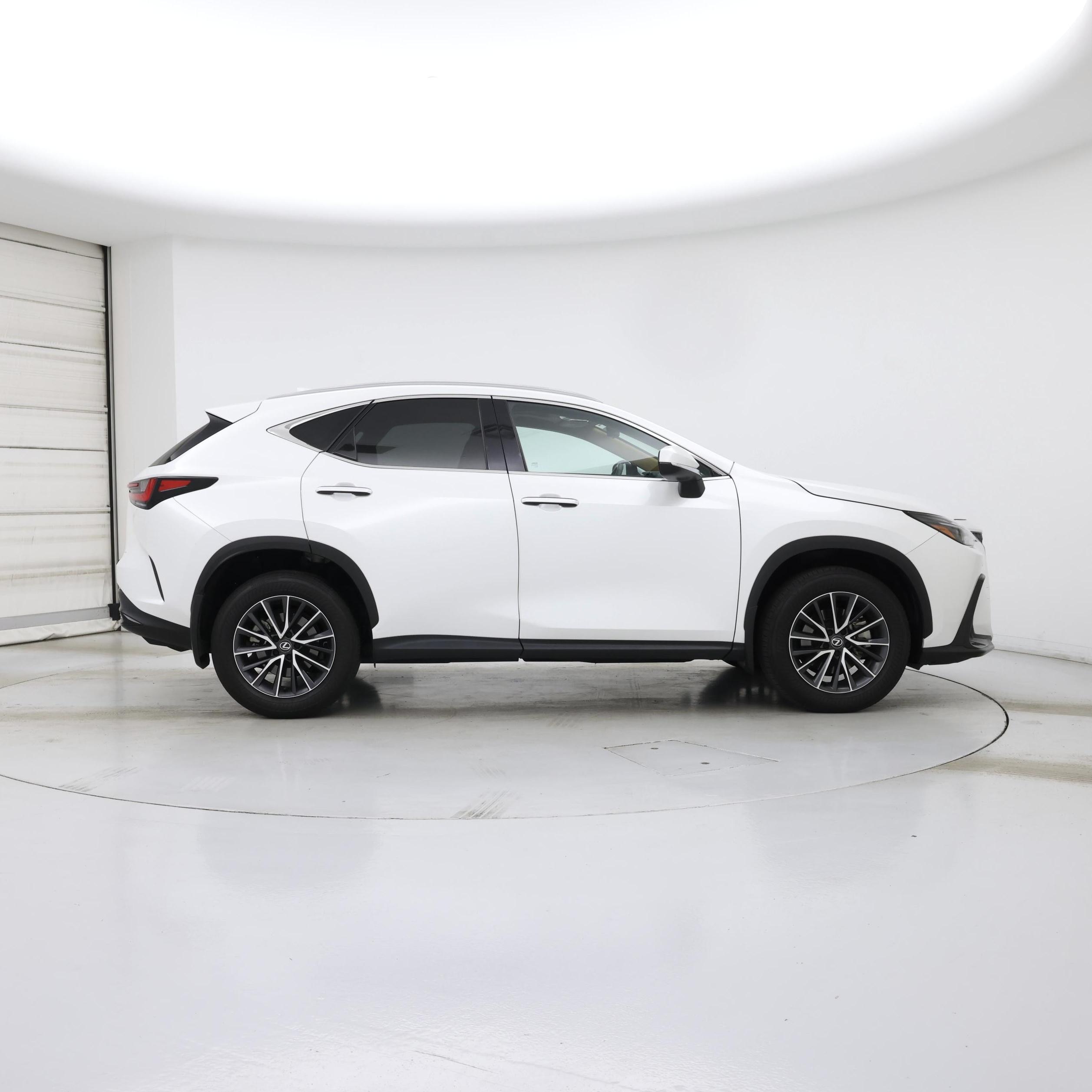 Thumbnail: 2024 Lexus NX - 7