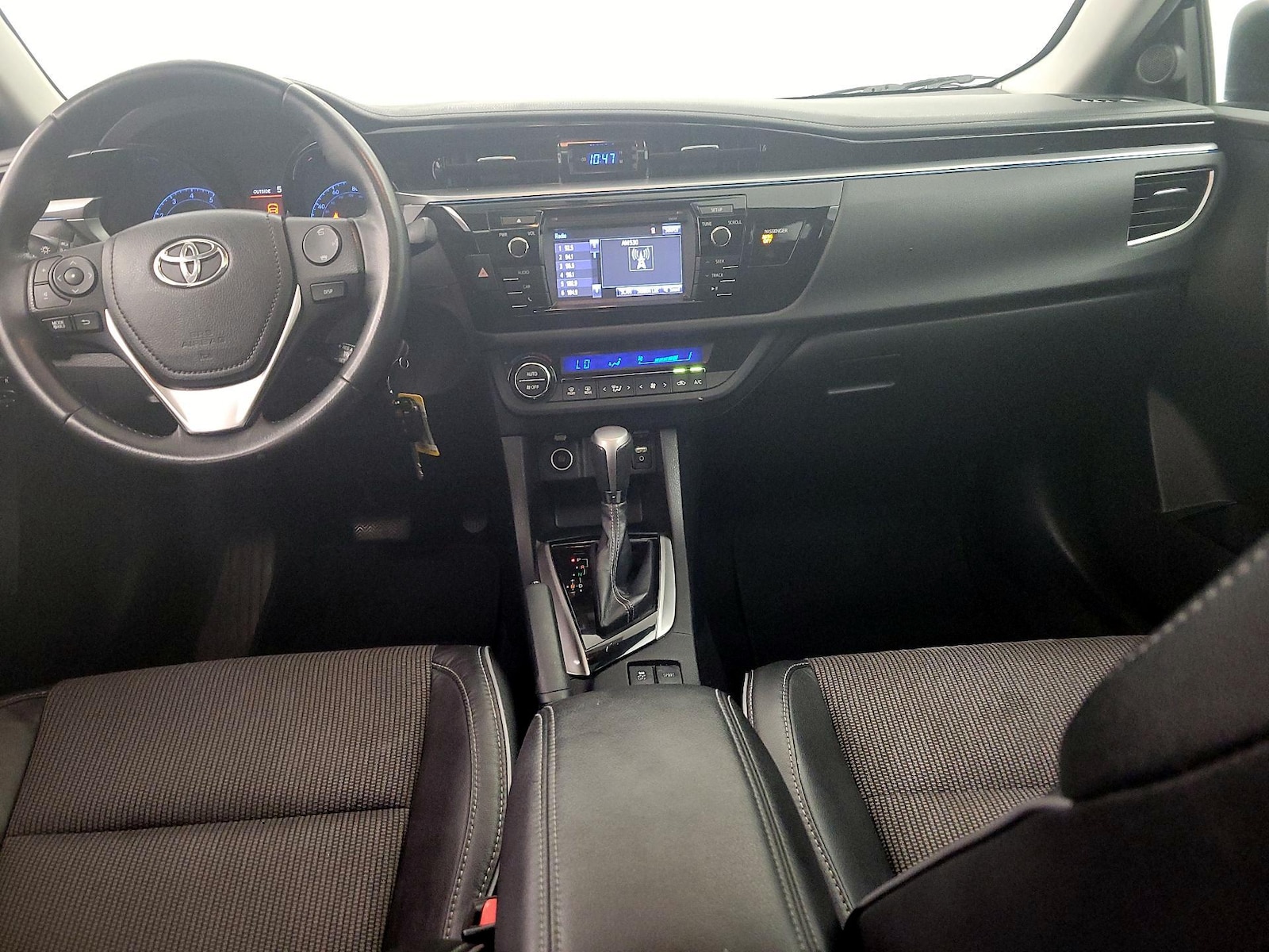 2015 Toyota Corolla S Plus - Photo 10