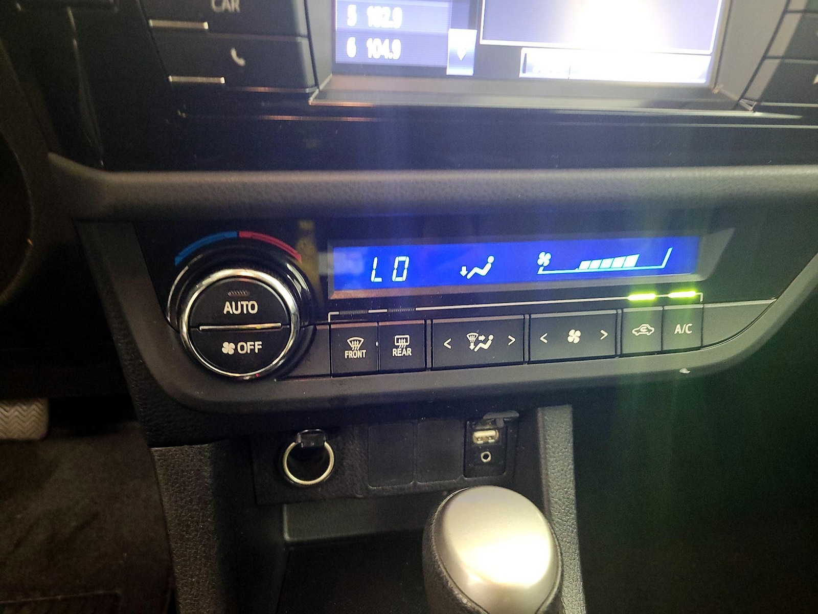 2015 Toyota Corolla S Plus - Photo 17