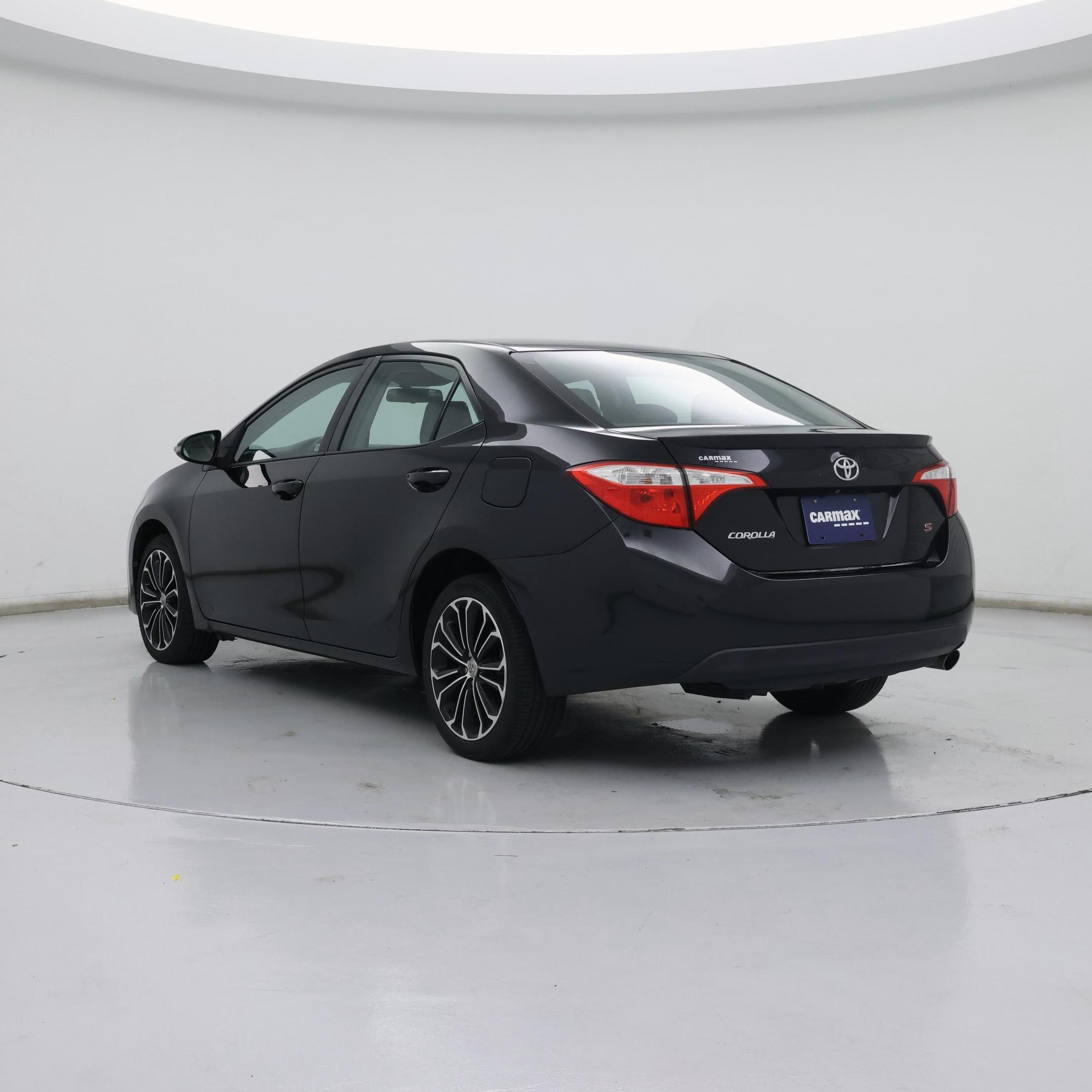 Thumbnail: 2015 Toyota Corolla - 2
