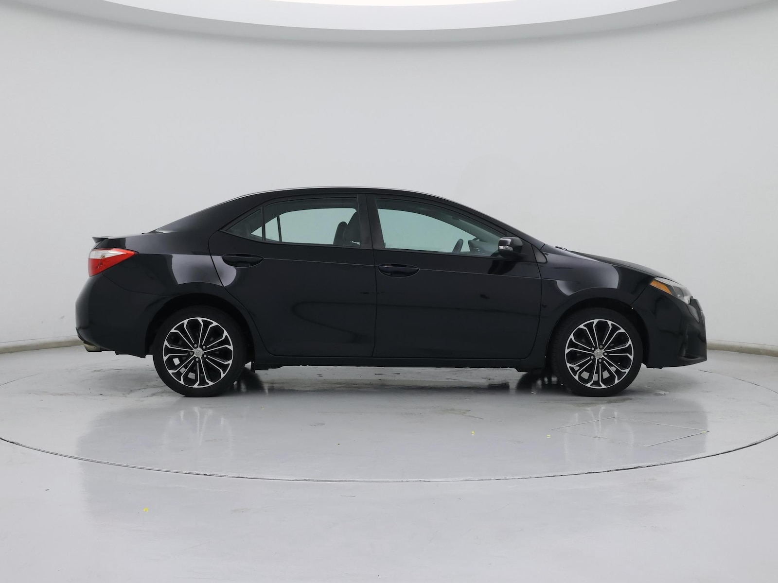 2015 Toyota Corolla S Plus - Photo 8