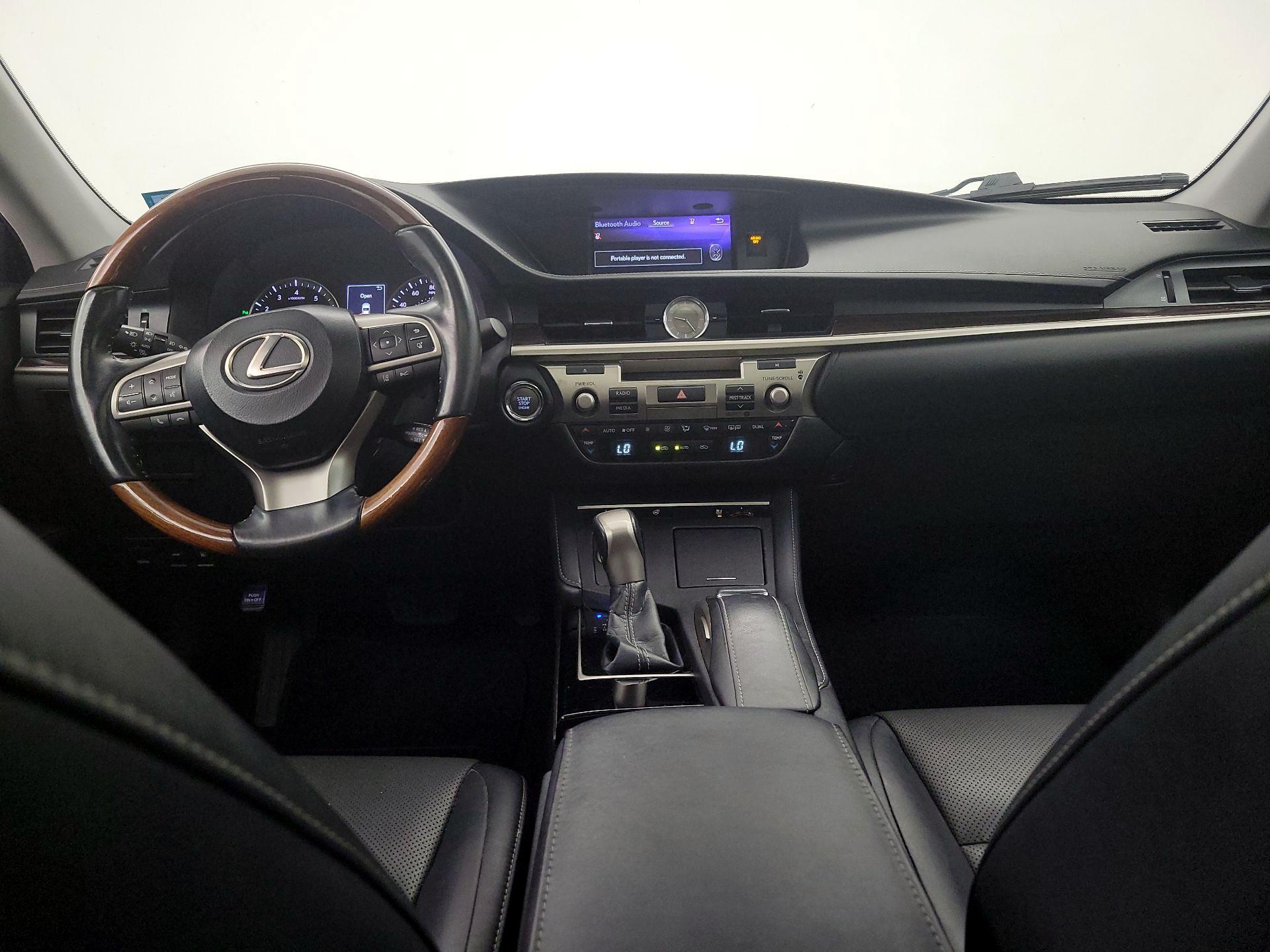 Thumbnail: 2018 Lexus ES - 9