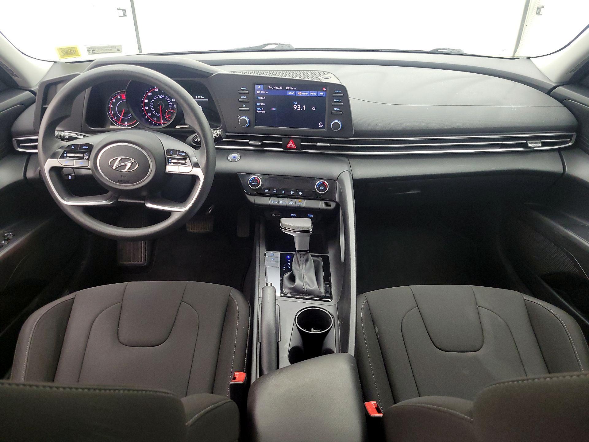 Thumbnail: 2023 Hyundai Elantra - 9