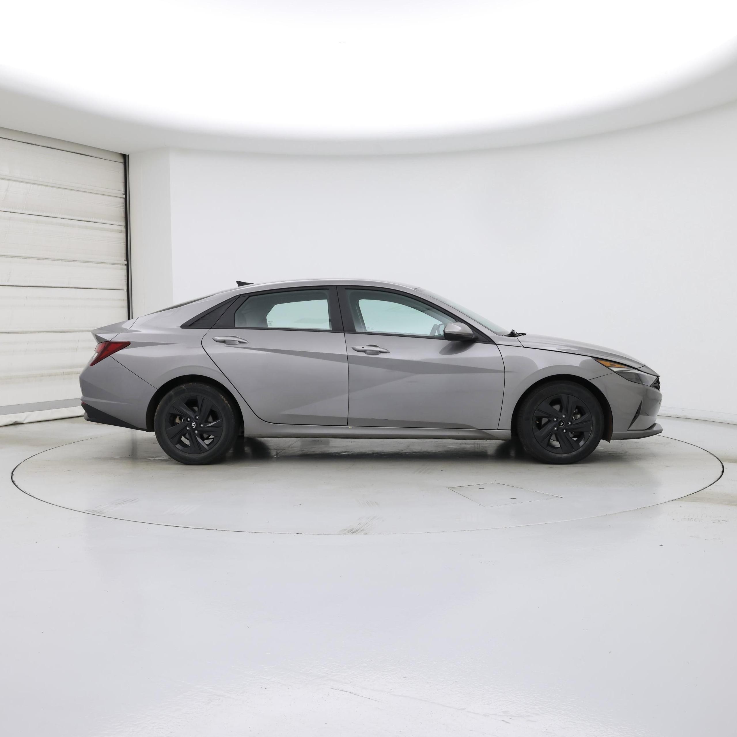 Thumbnail: 2023 Hyundai Elantra - 7