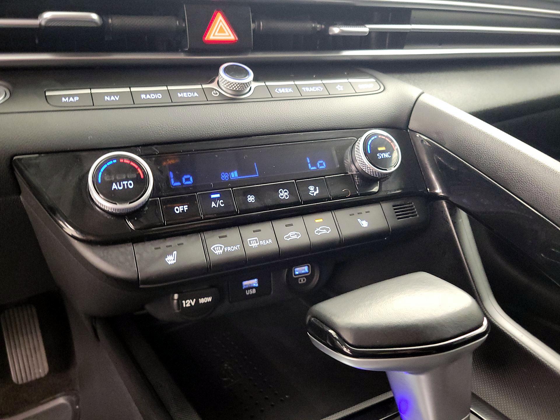 Thumbnail: 2023 Hyundai Elantra - 15