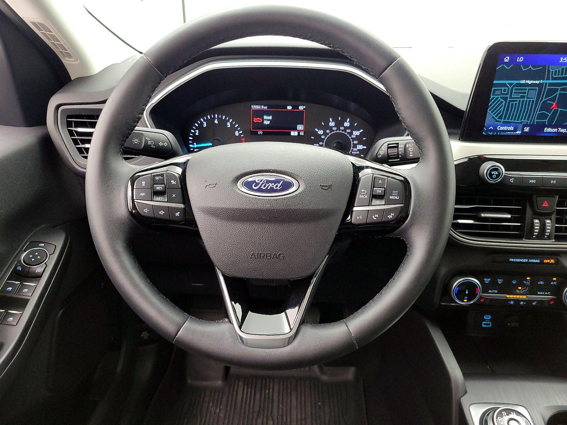 Thumbnail: 2022 Ford Escape - 10