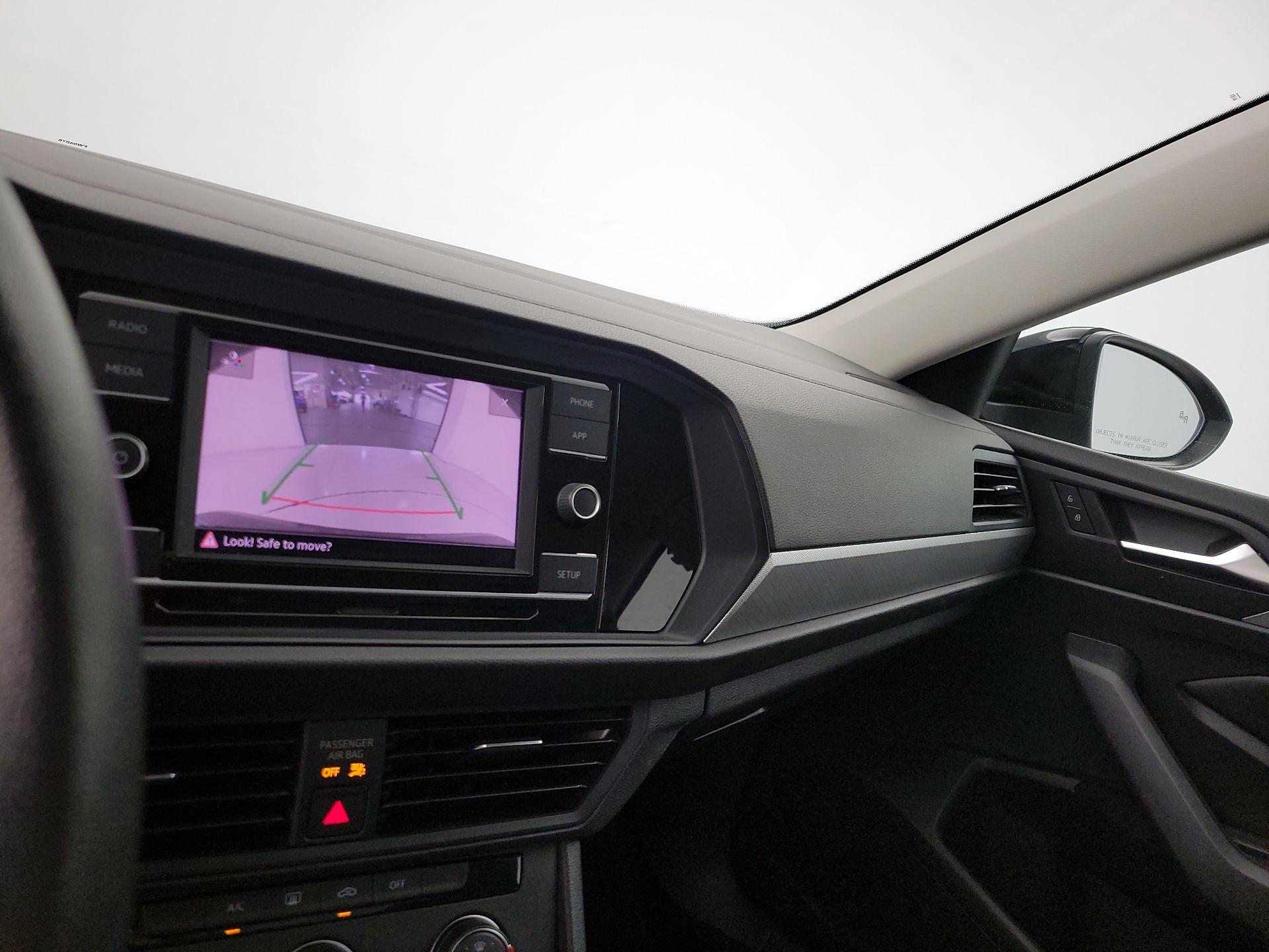 Thumbnail: 2019 Volkswagen Jetta - 14