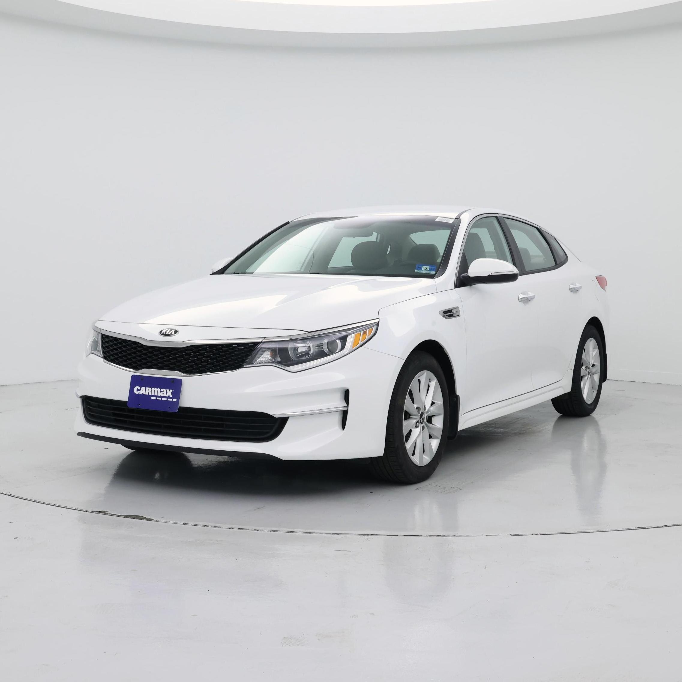 Thumbnail: 2018 Kia Optima - 4