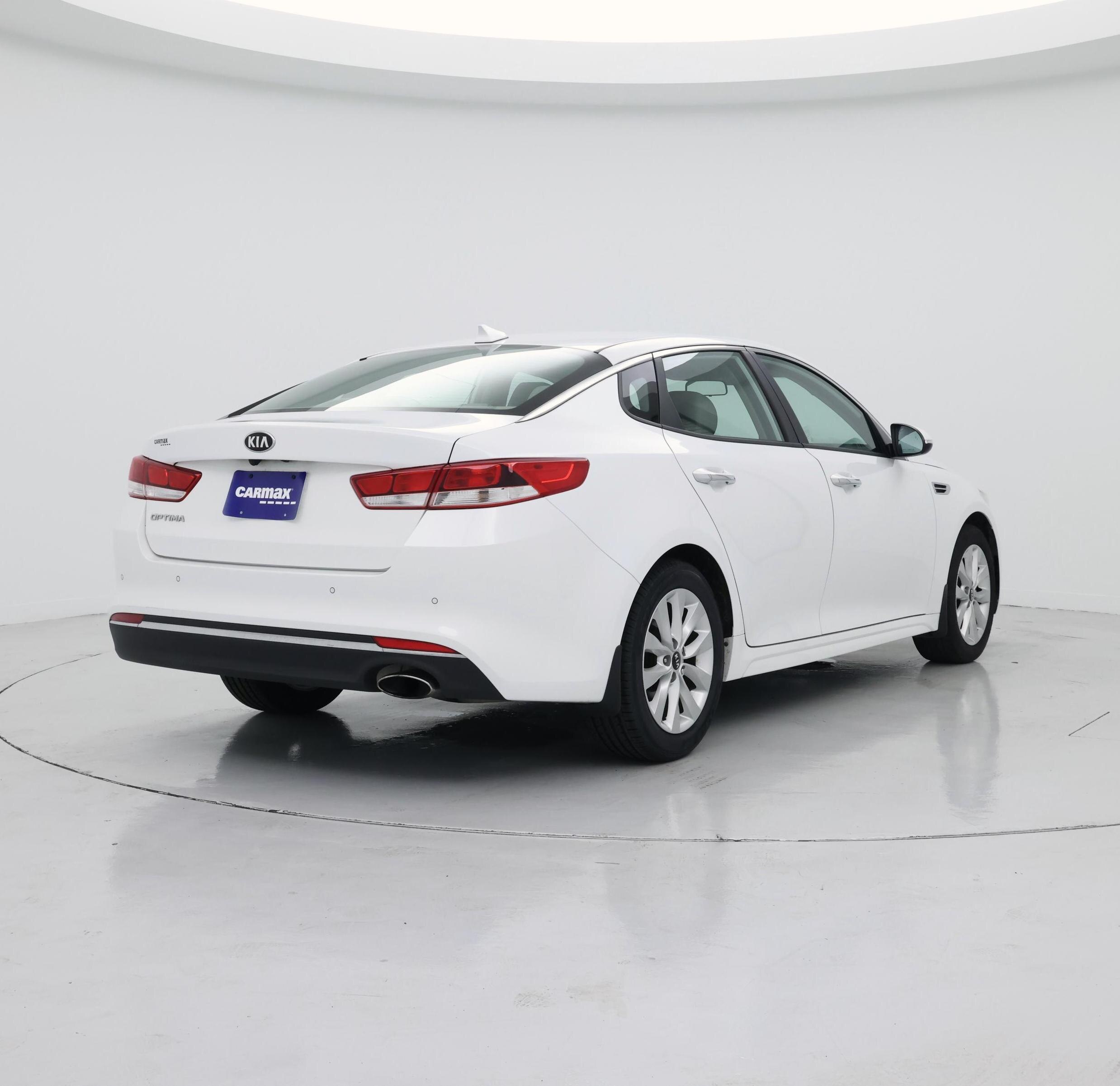 Thumbnail: 2018 Kia Optima - 8