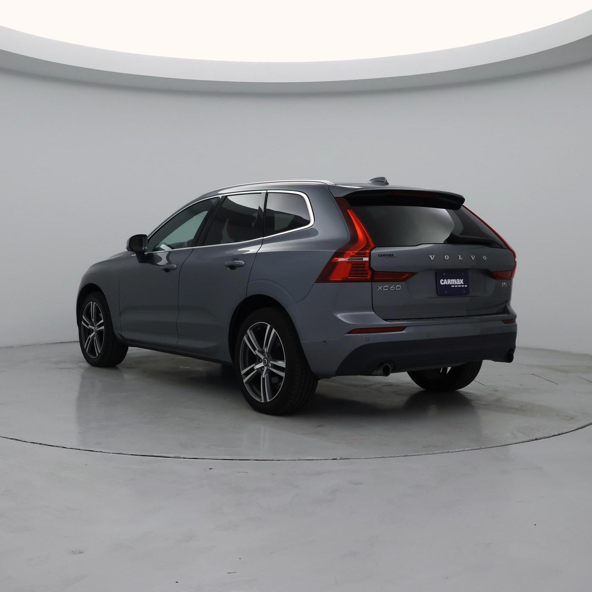 Thumbnail: 2018 Volvo XC60 - 2
