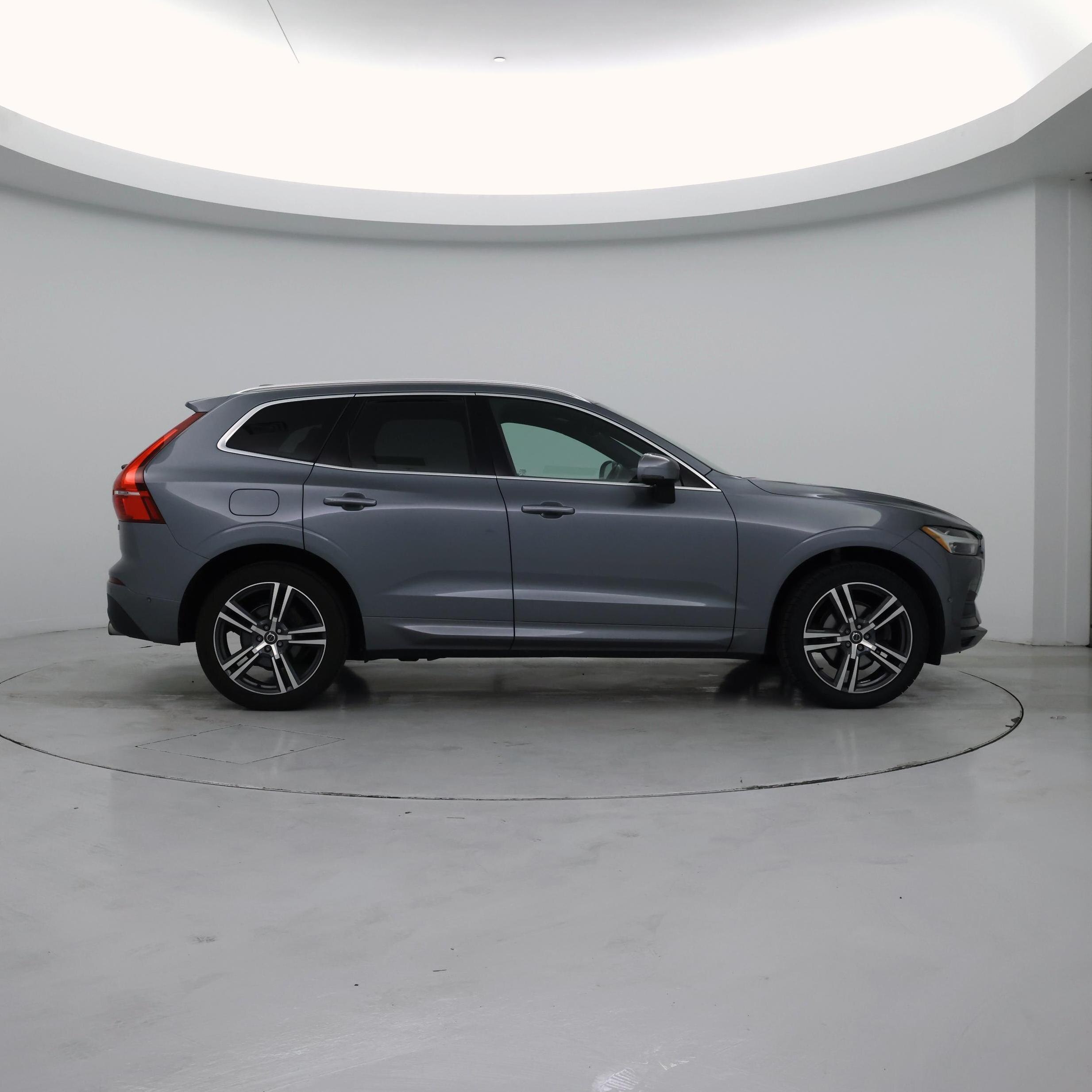 Thumbnail: 2018 Volvo XC60 - 7