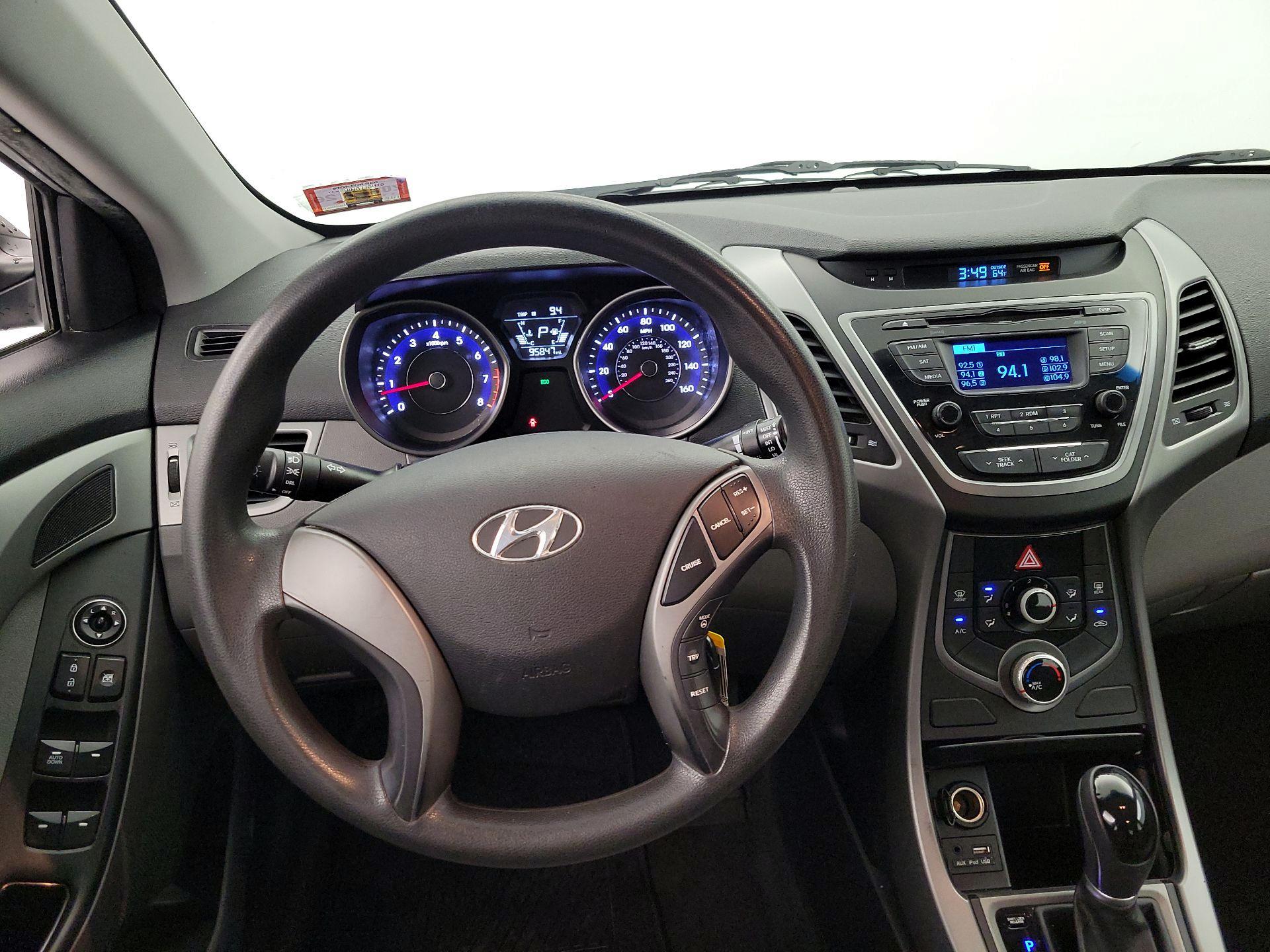 Thumbnail: 2014 Hyundai Elantra - 10