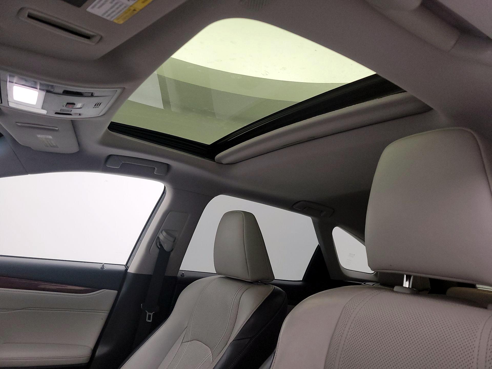 Thumbnail: 2019 Lexus RX - 20