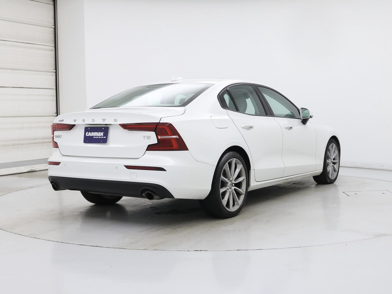 2020 Volvo S60 Momentum - Photo 9