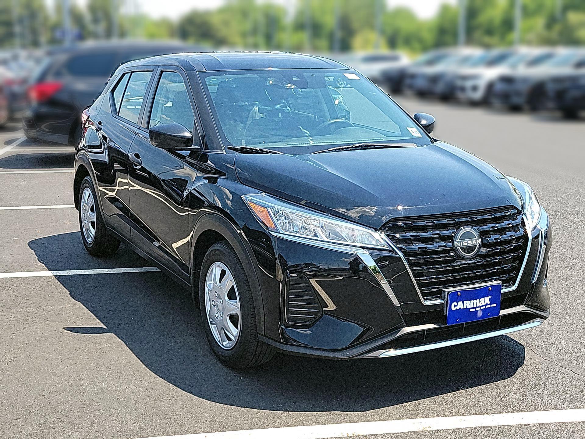 Thumbnail: 2023 Nissan Kicks - 1
