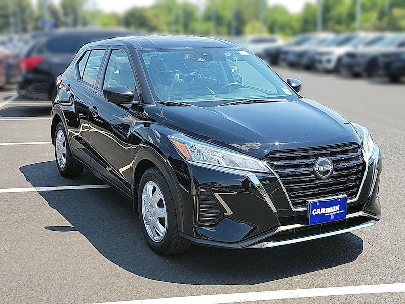 2023 Nissan Kicks S