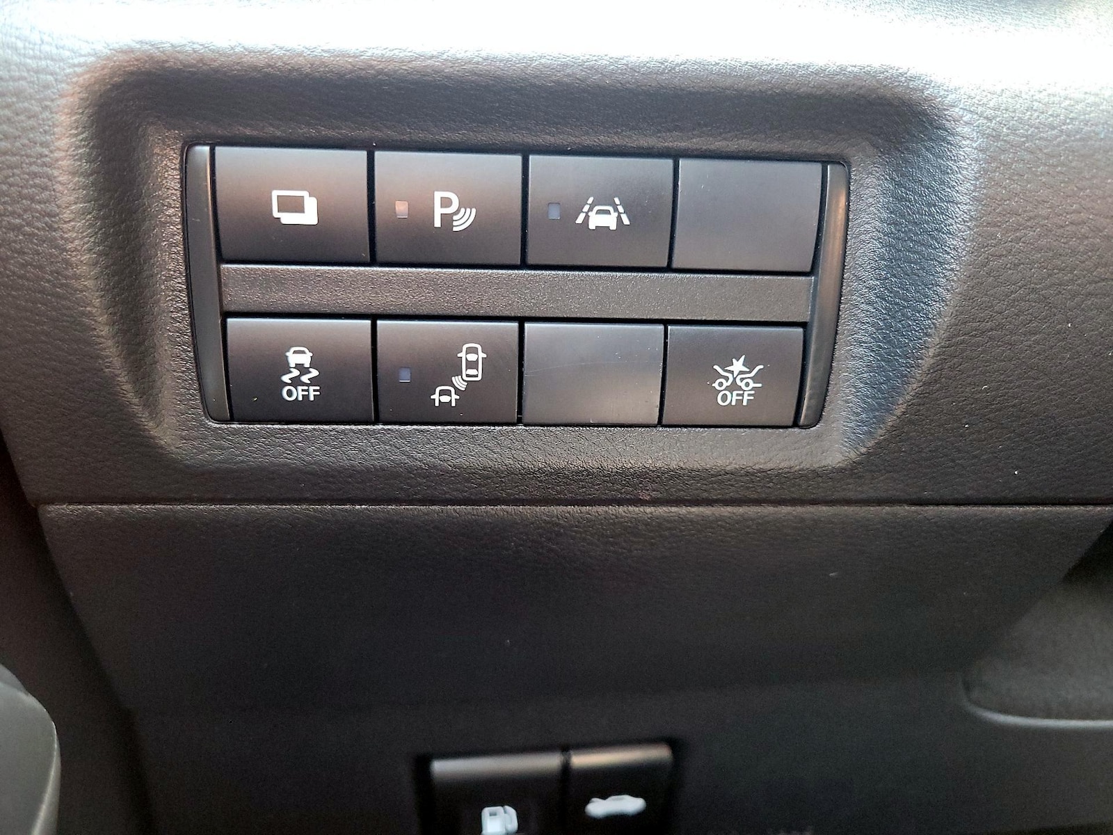 2023 Nissan Kicks S - Photo 13