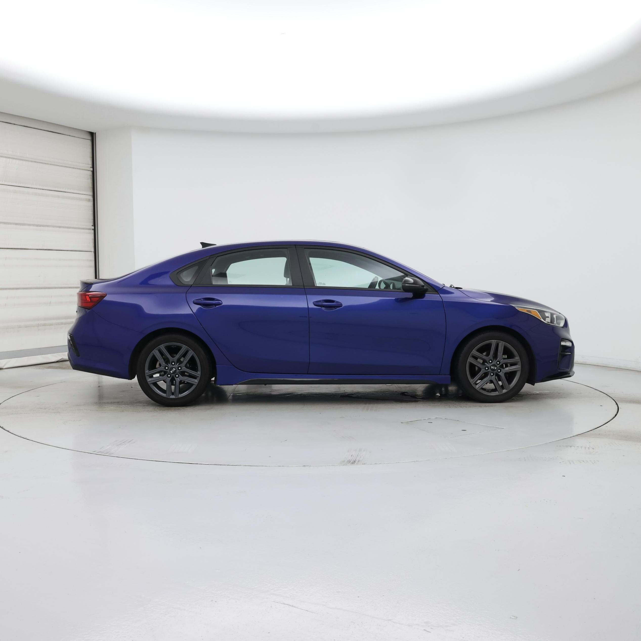Thumbnail: 2021 Kia Forte - 7
