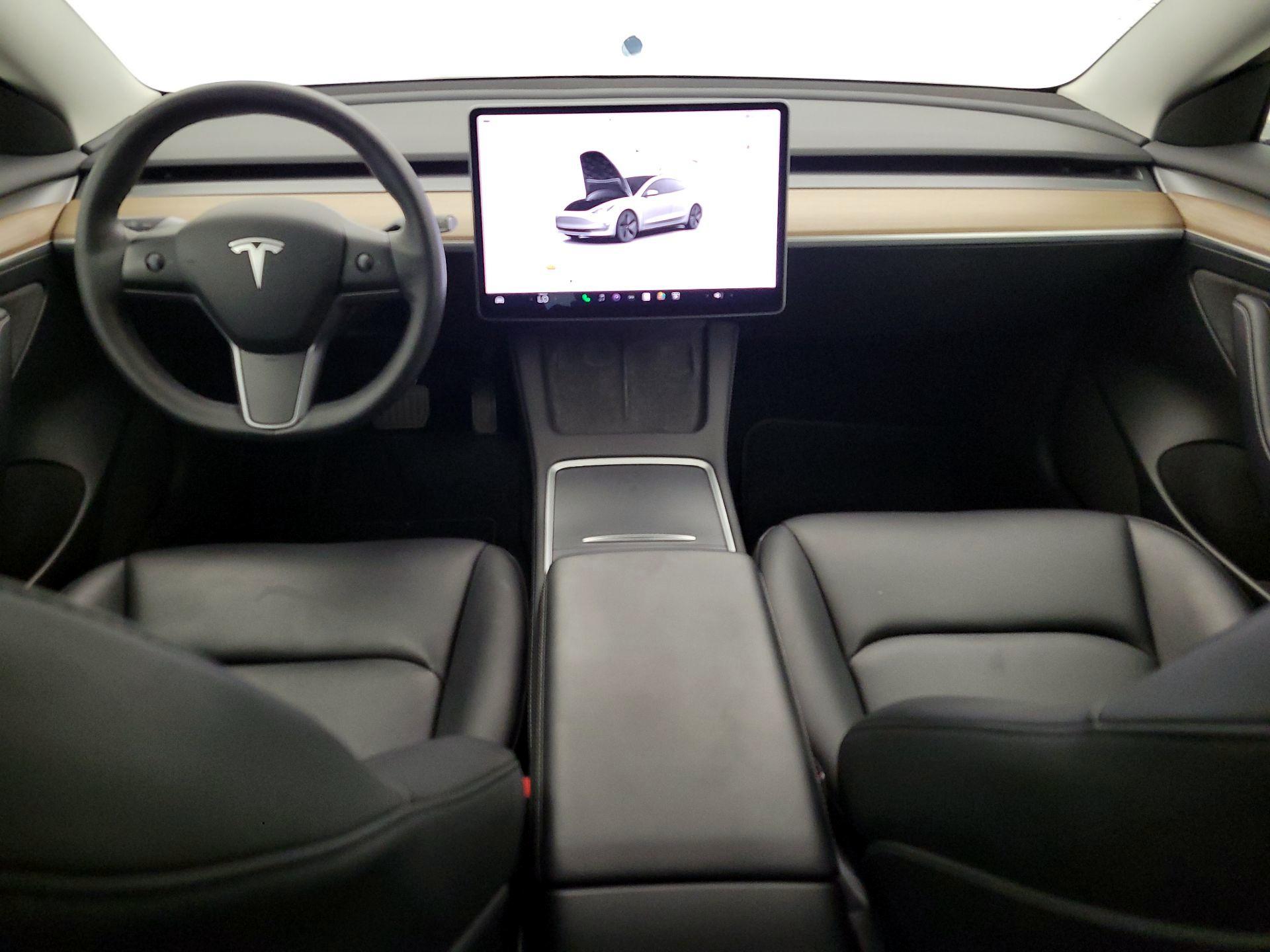 Thumbnail: 2023 Tesla Model 3 - 9