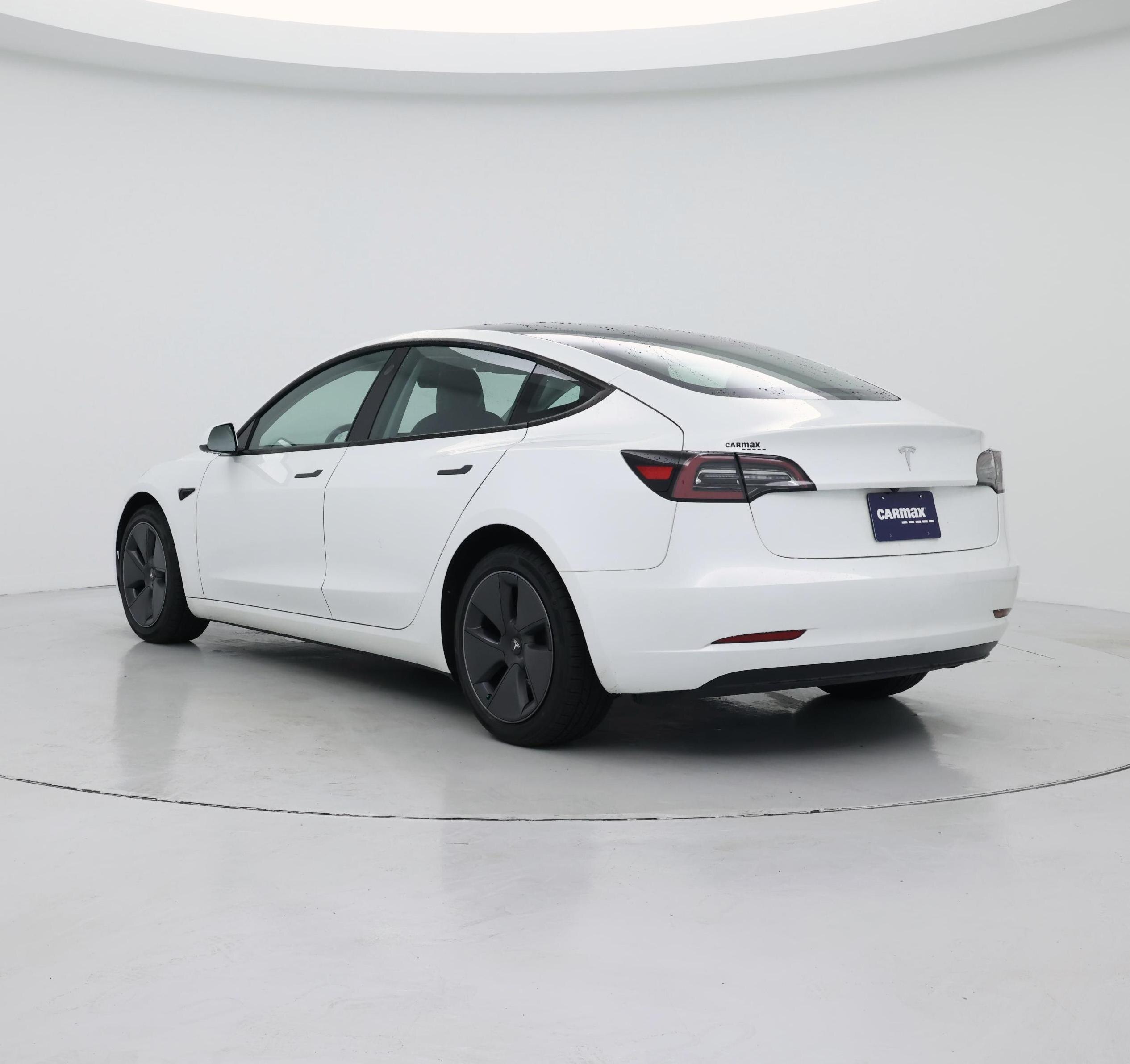 Thumbnail: 2023 Tesla Model 3 - 2