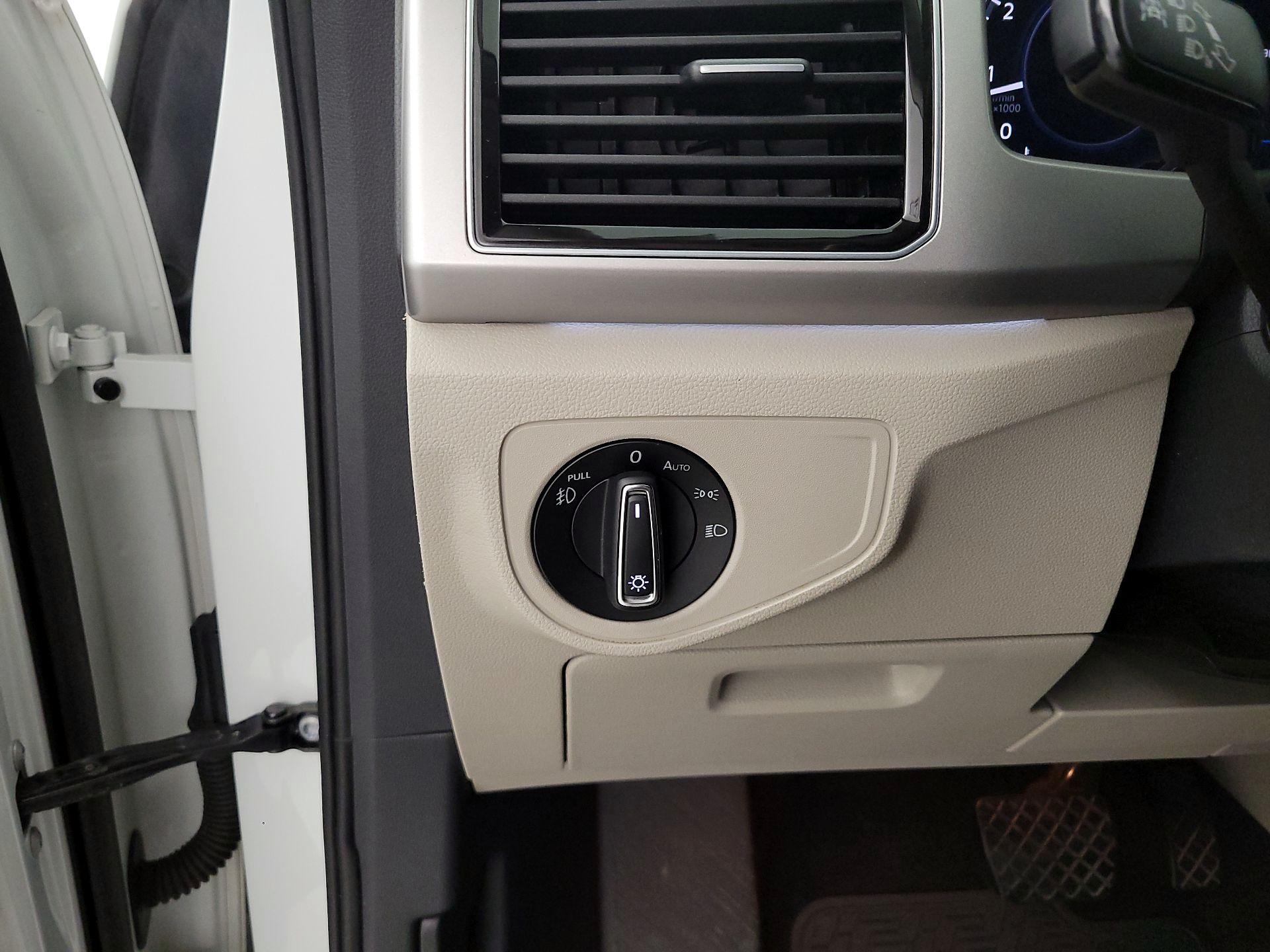 Thumbnail: 2018 Volkswagen Atlas - 13