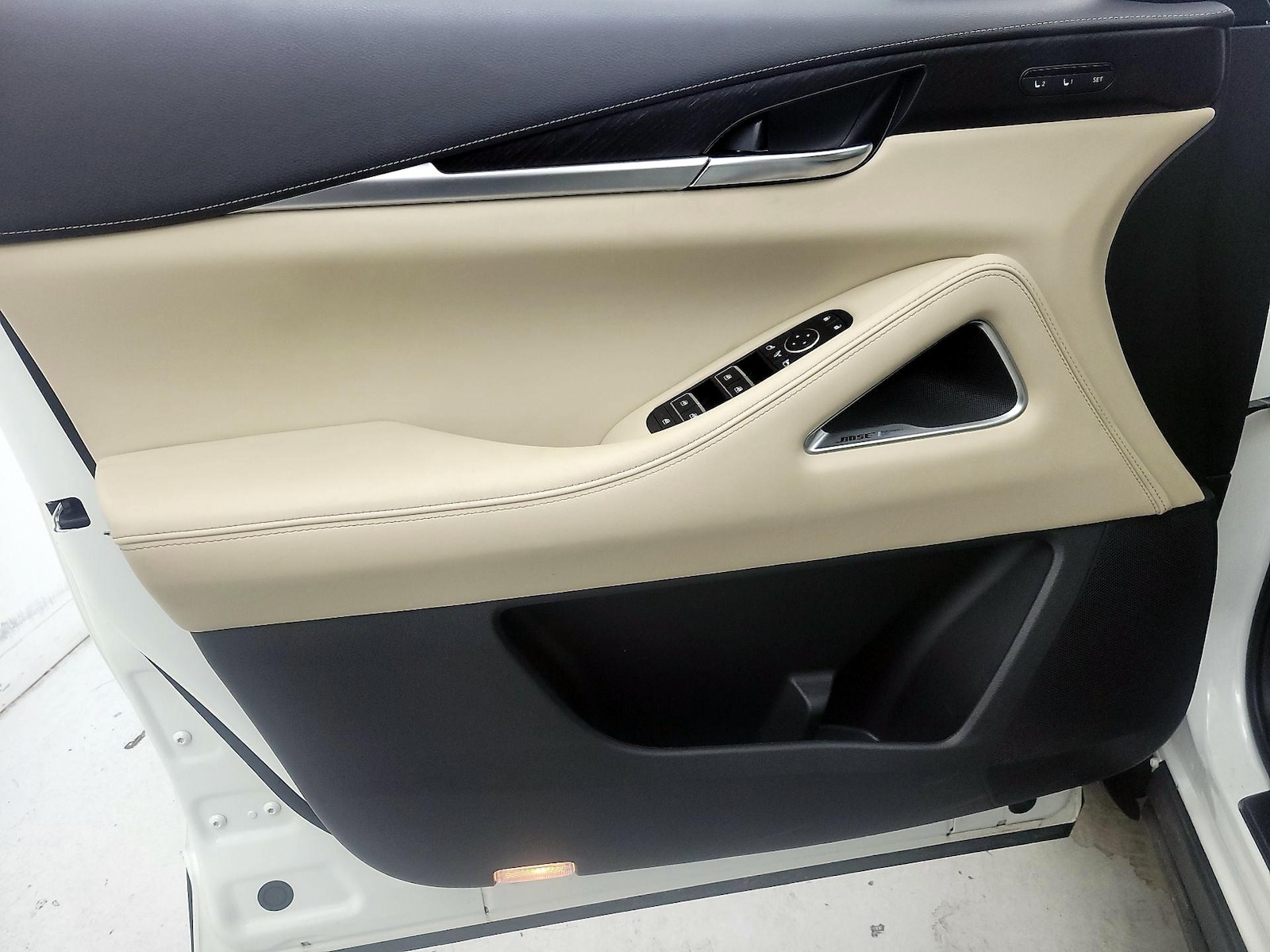 2023 INFINITI QX60 SENSORY - Photo 13