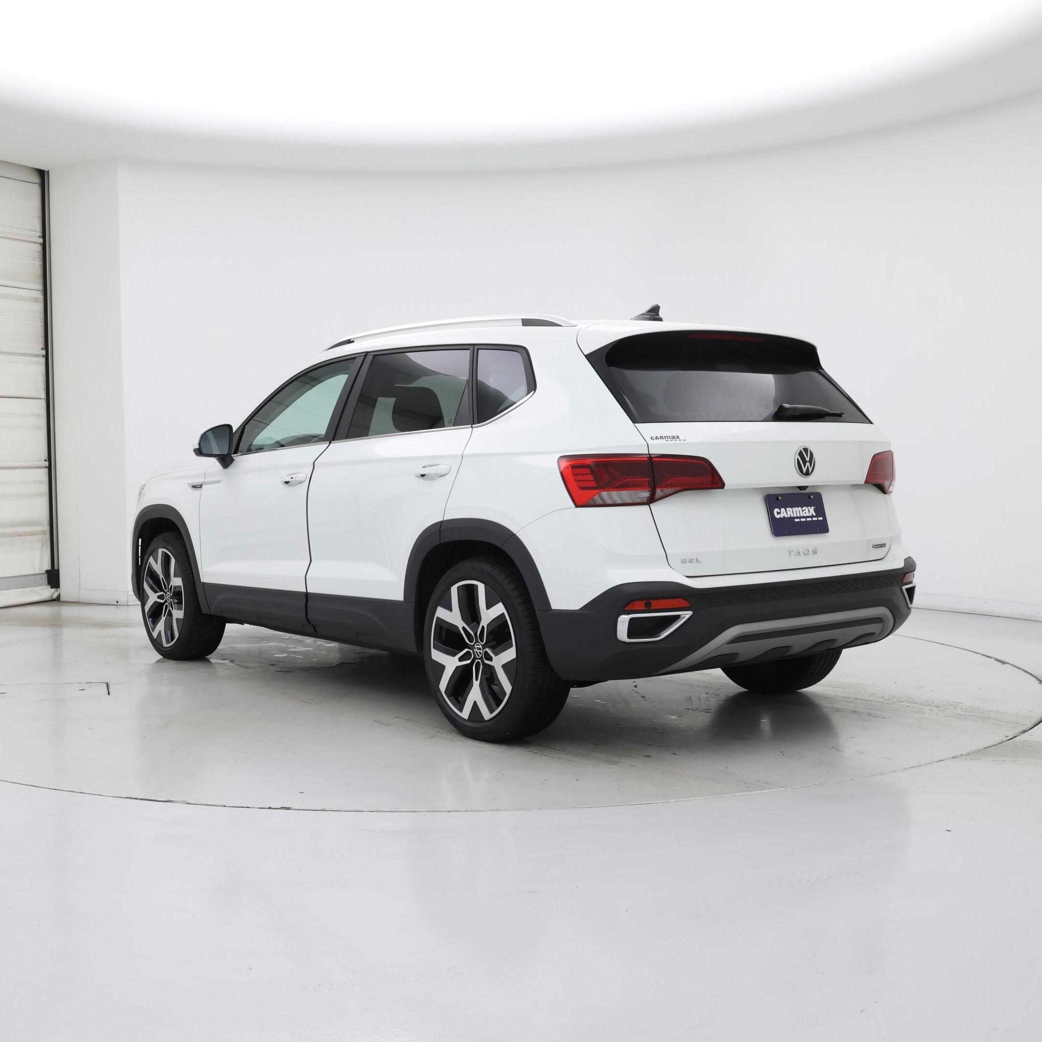 Thumbnail: 2022 Volkswagen Taos - 2