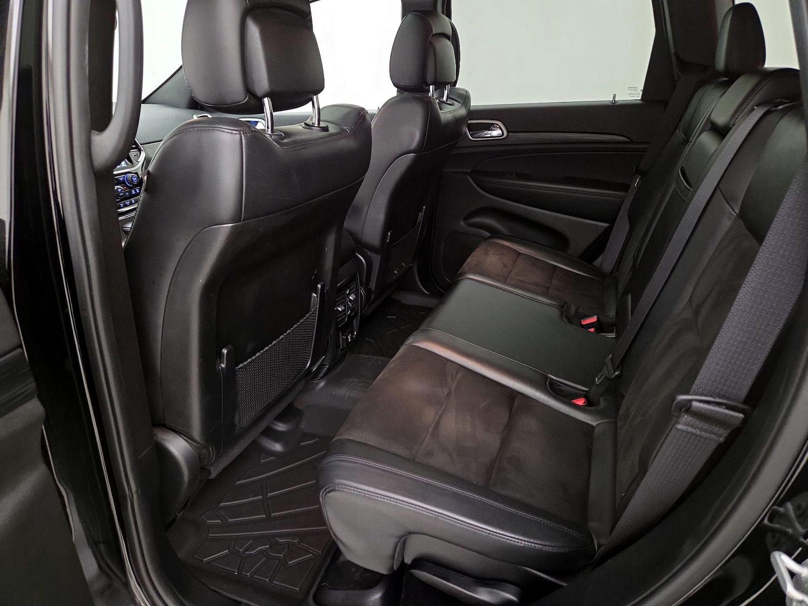 2020 Jeep Grand Cherokee Altitude - Photo 22