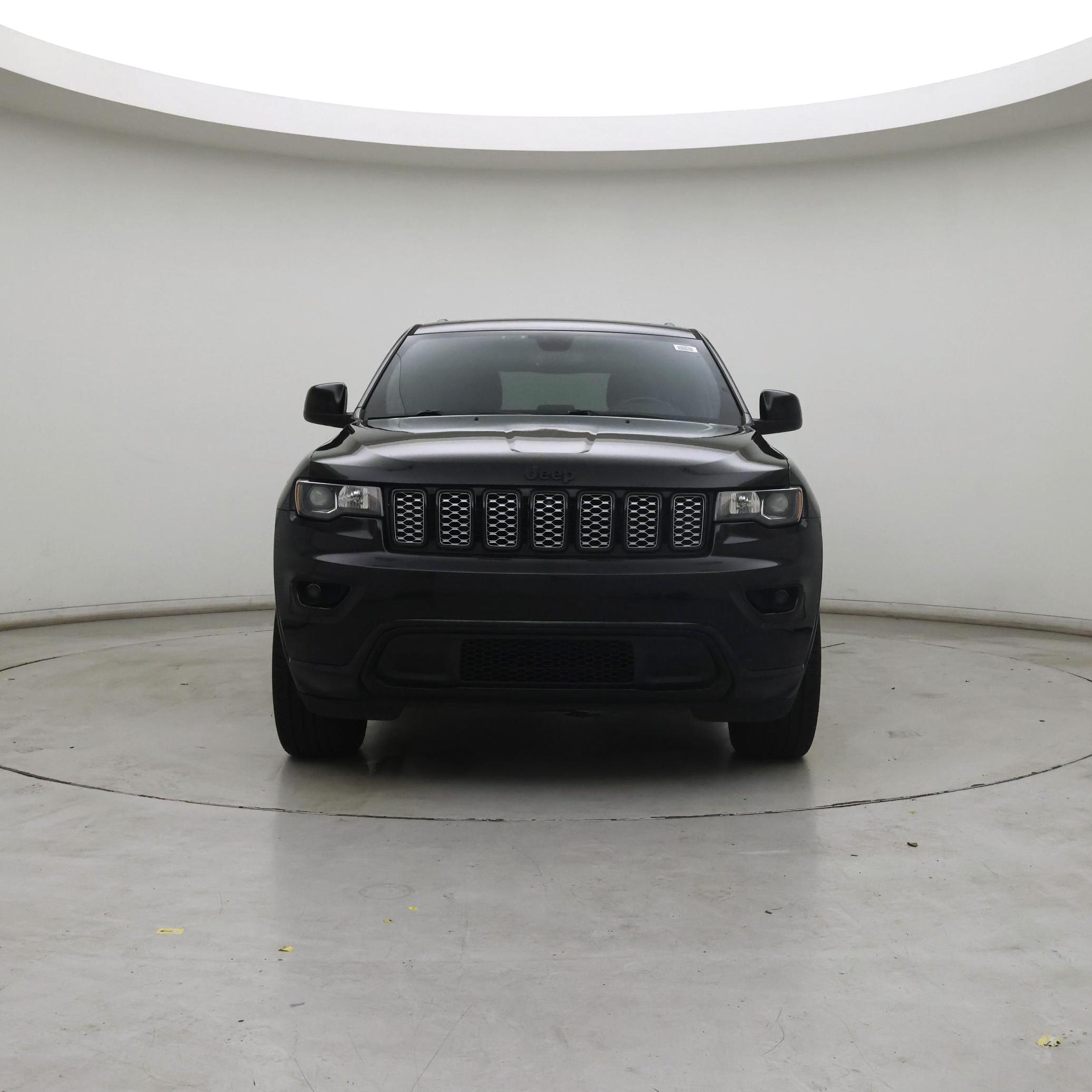 Thumbnail: 2020 Jeep Grand Cherokee - 5